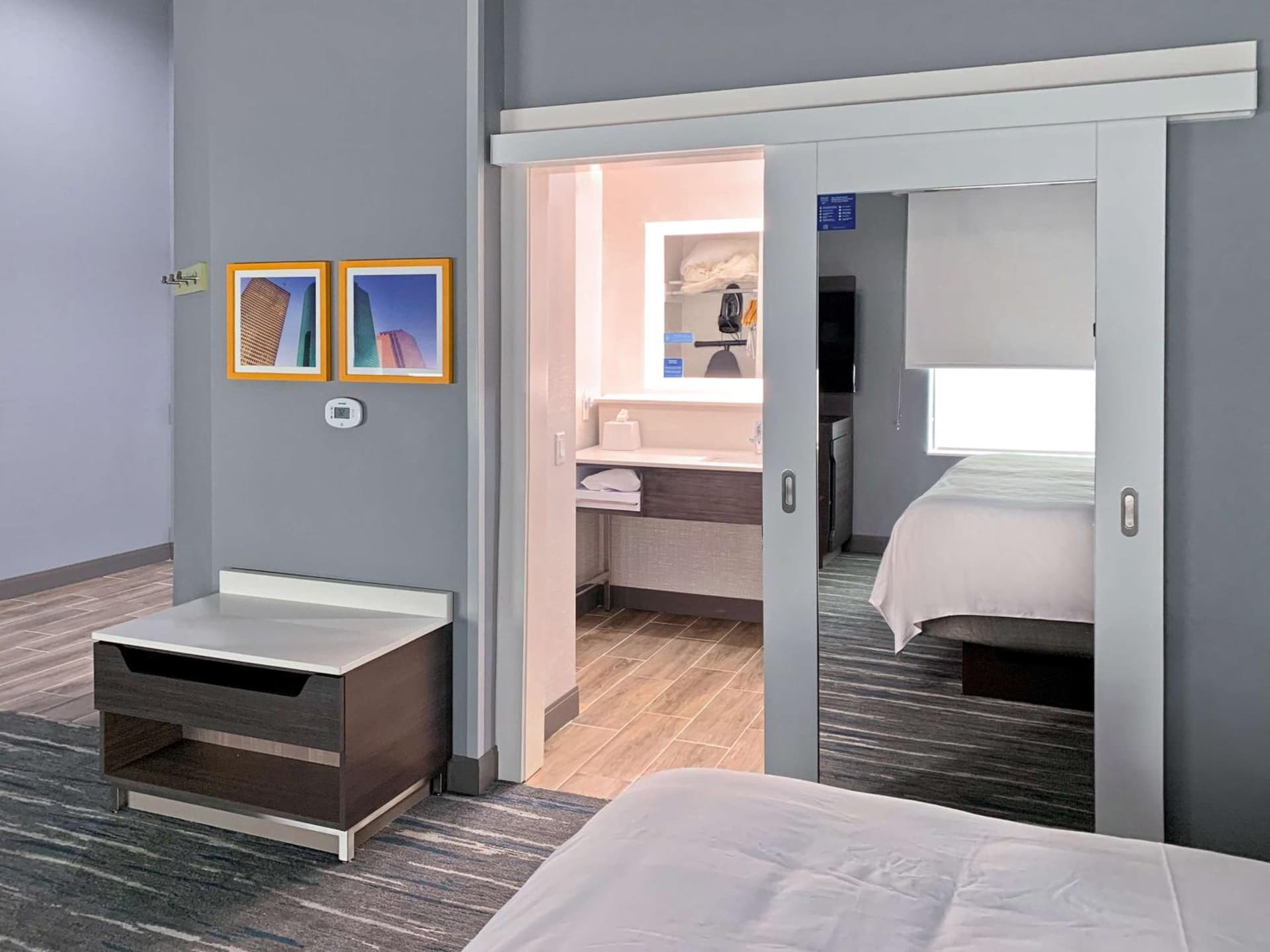 Hampton Inn & Suites Houston East Beltway 8, Tx gallery photo in Houston, TX — image 21