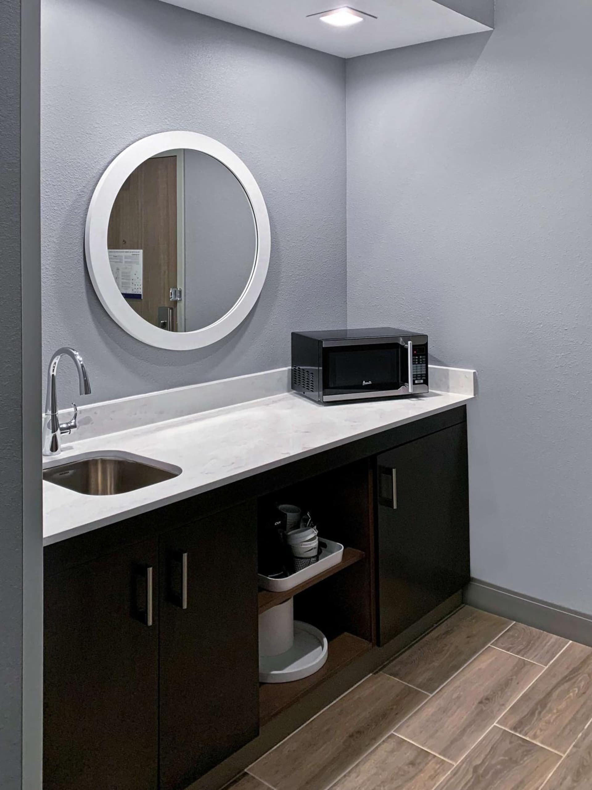 Hampton Inn & Suites Houston East Beltway 8, Tx gallery photo in Houston, TX — image 10