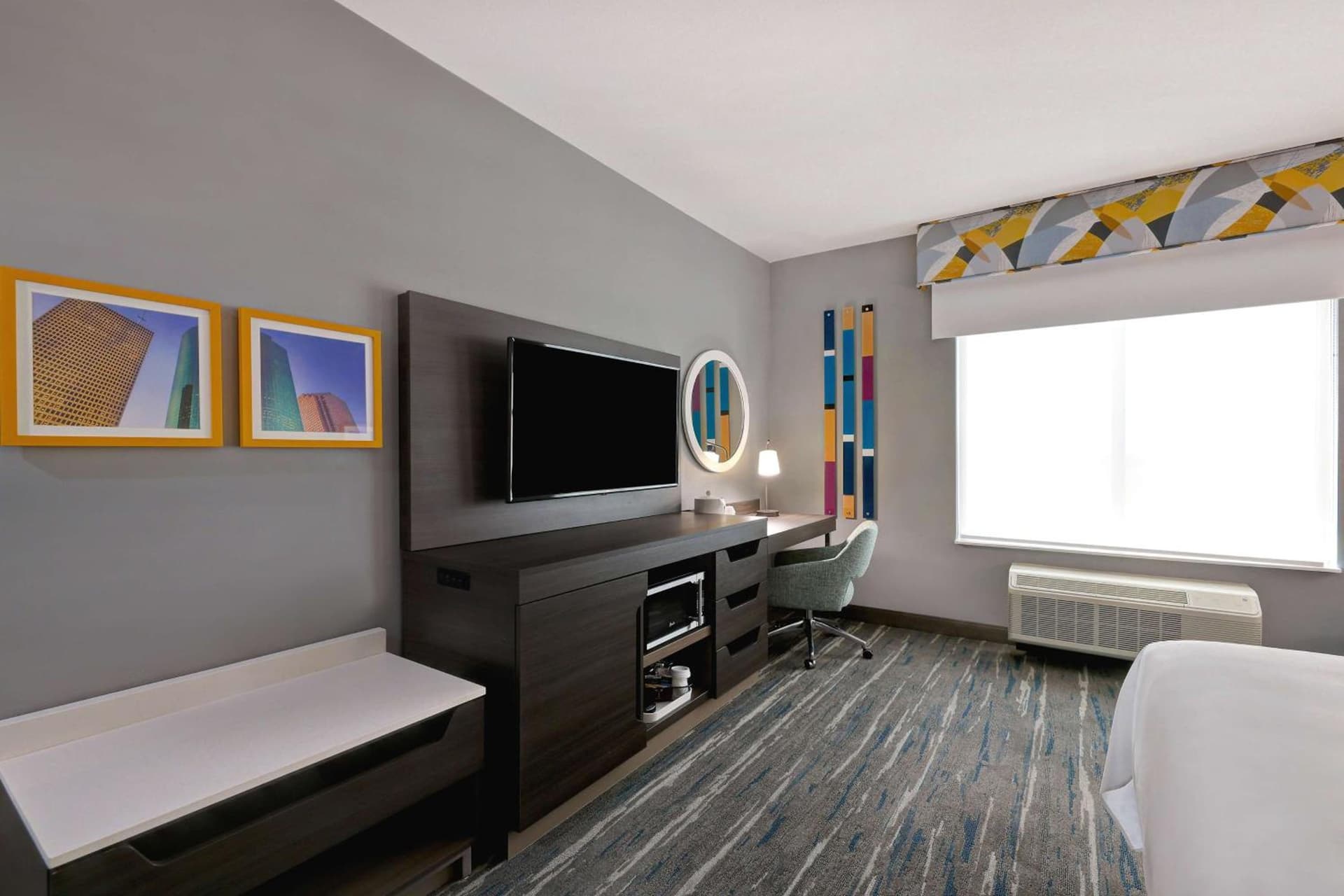 Hampton Inn & Suites Houston East Beltway 8, Tx gallery photo in Houston, TX — image 43