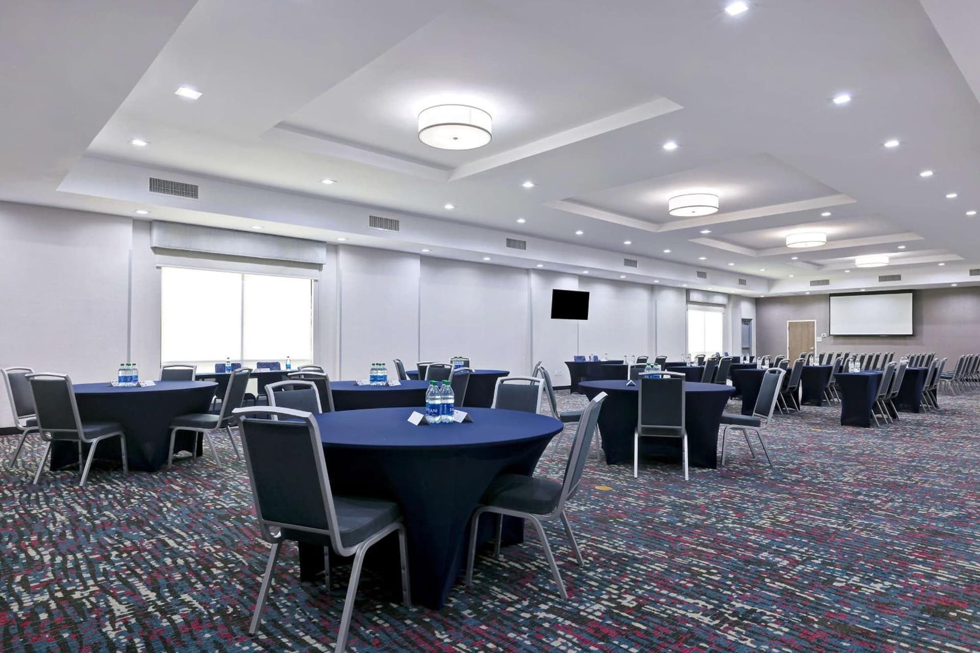 Hampton Inn & Suites Houston East Beltway 8, Tx gallery photo in Houston, TX — image 17