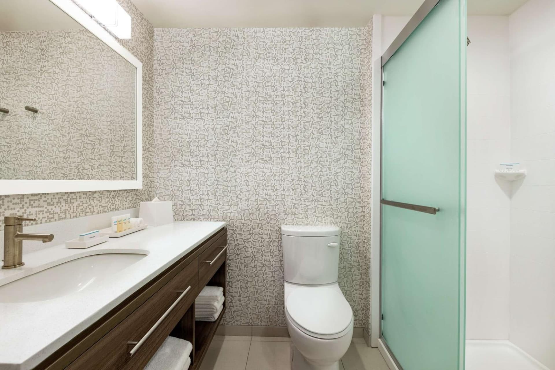 Home2 Suites by Hilton New Brunswick, NJ gallery photo in New Brunswick, NJ — image 26