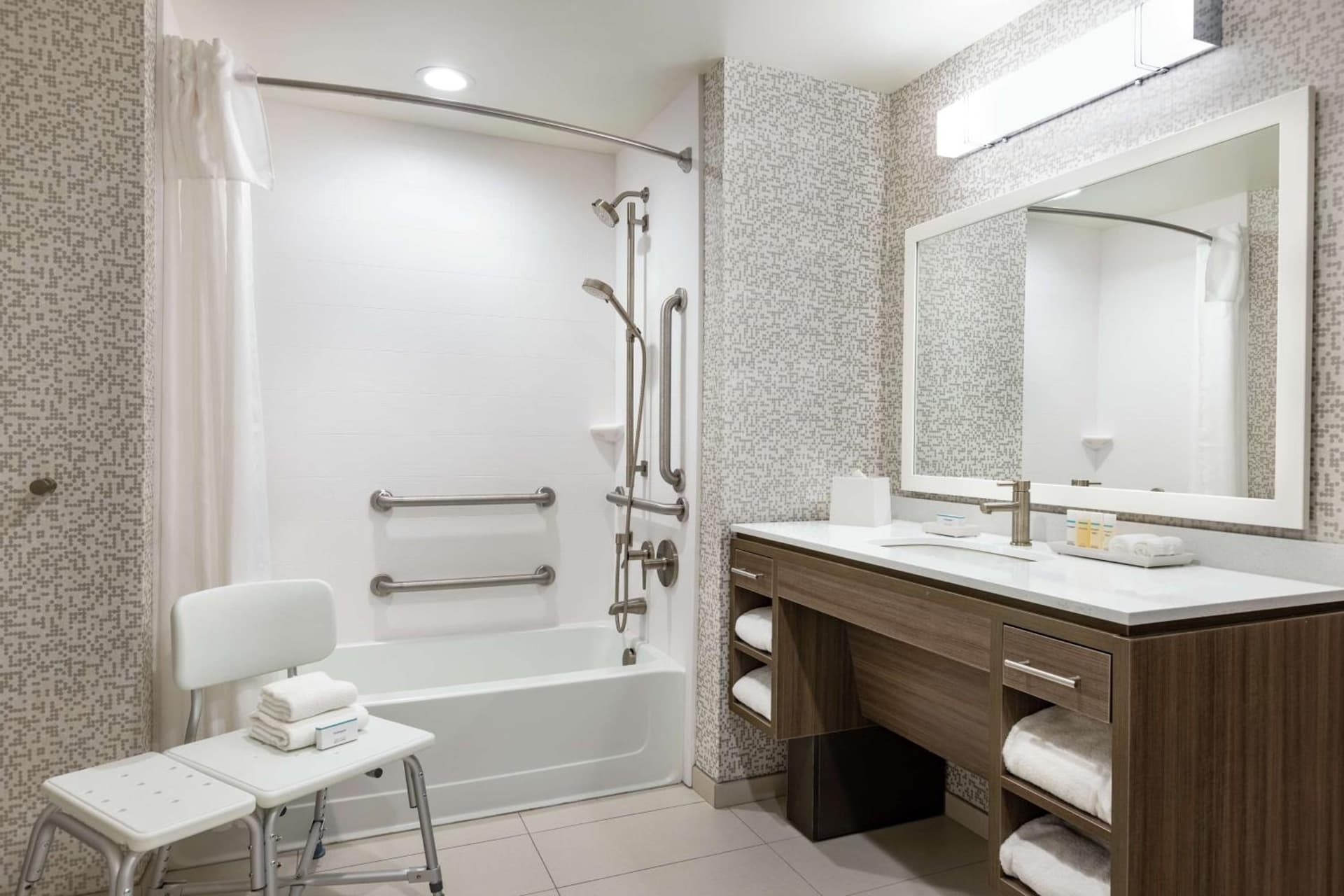 Home2 Suites by Hilton New Brunswick, NJ gallery photo in New Brunswick, NJ — image 18