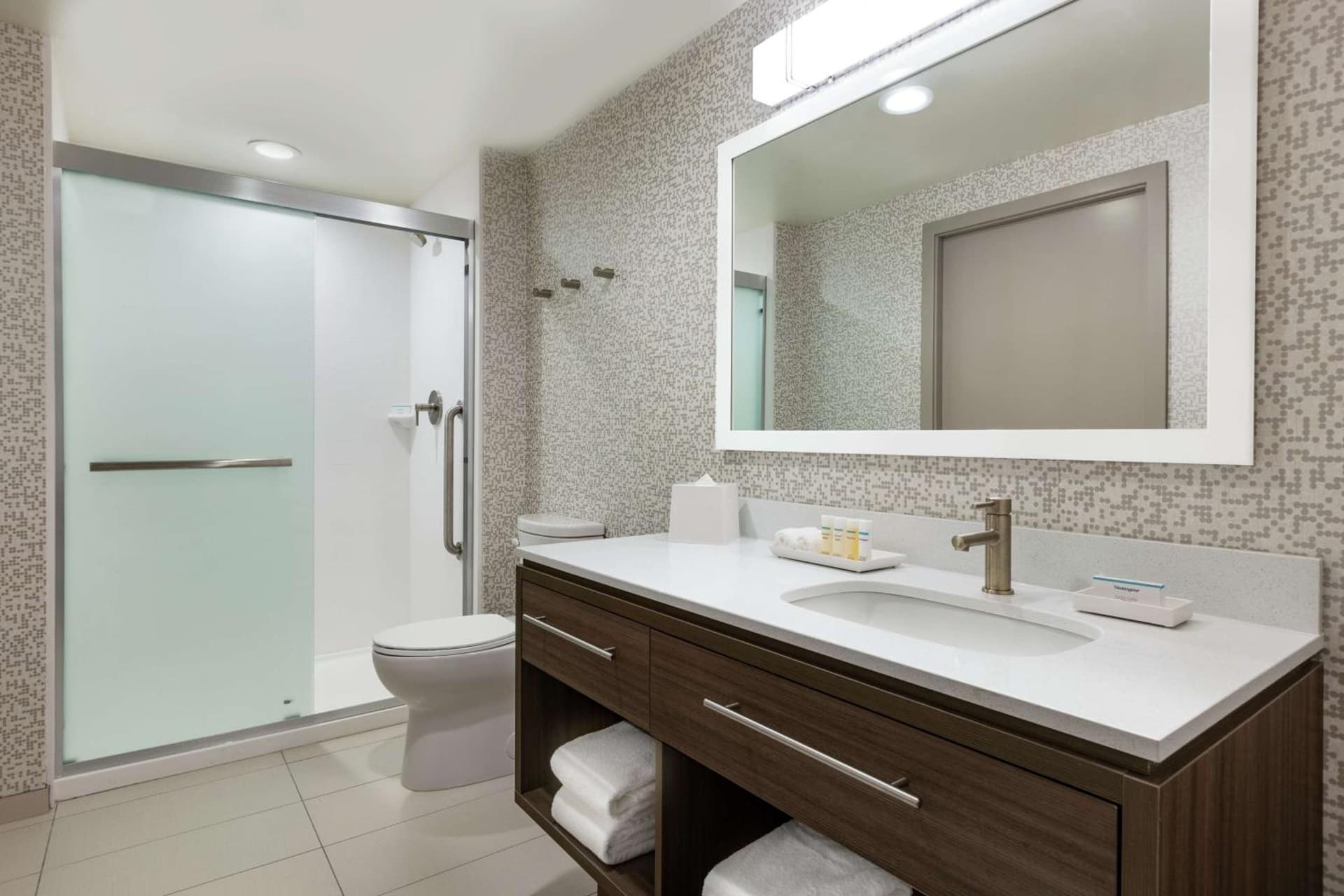 Home2 Suites by Hilton New Brunswick, NJ gallery photo in New Brunswick, NJ — image 32