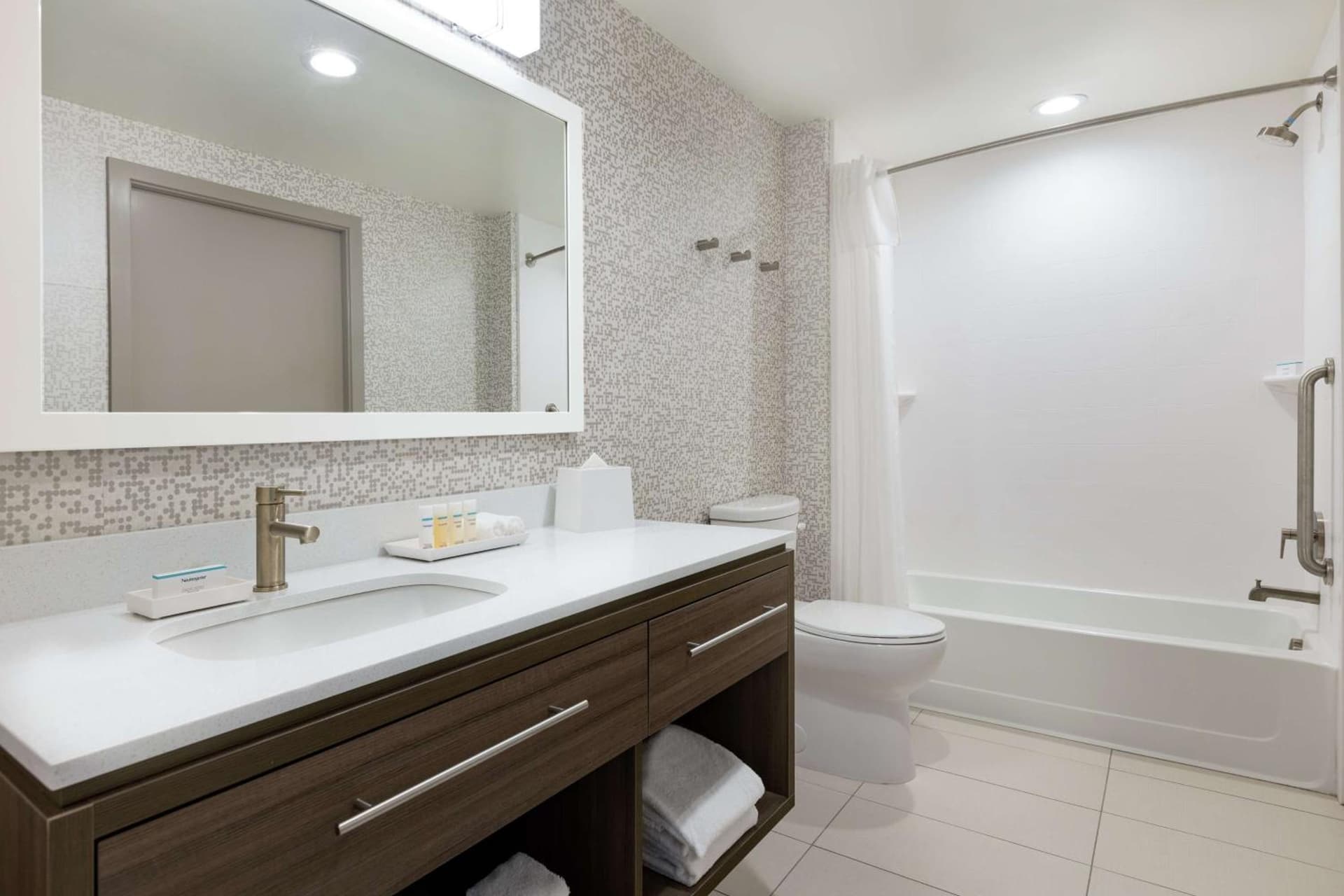 Home2 Suites by Hilton New Brunswick, NJ gallery photo in New Brunswick, NJ — image 39