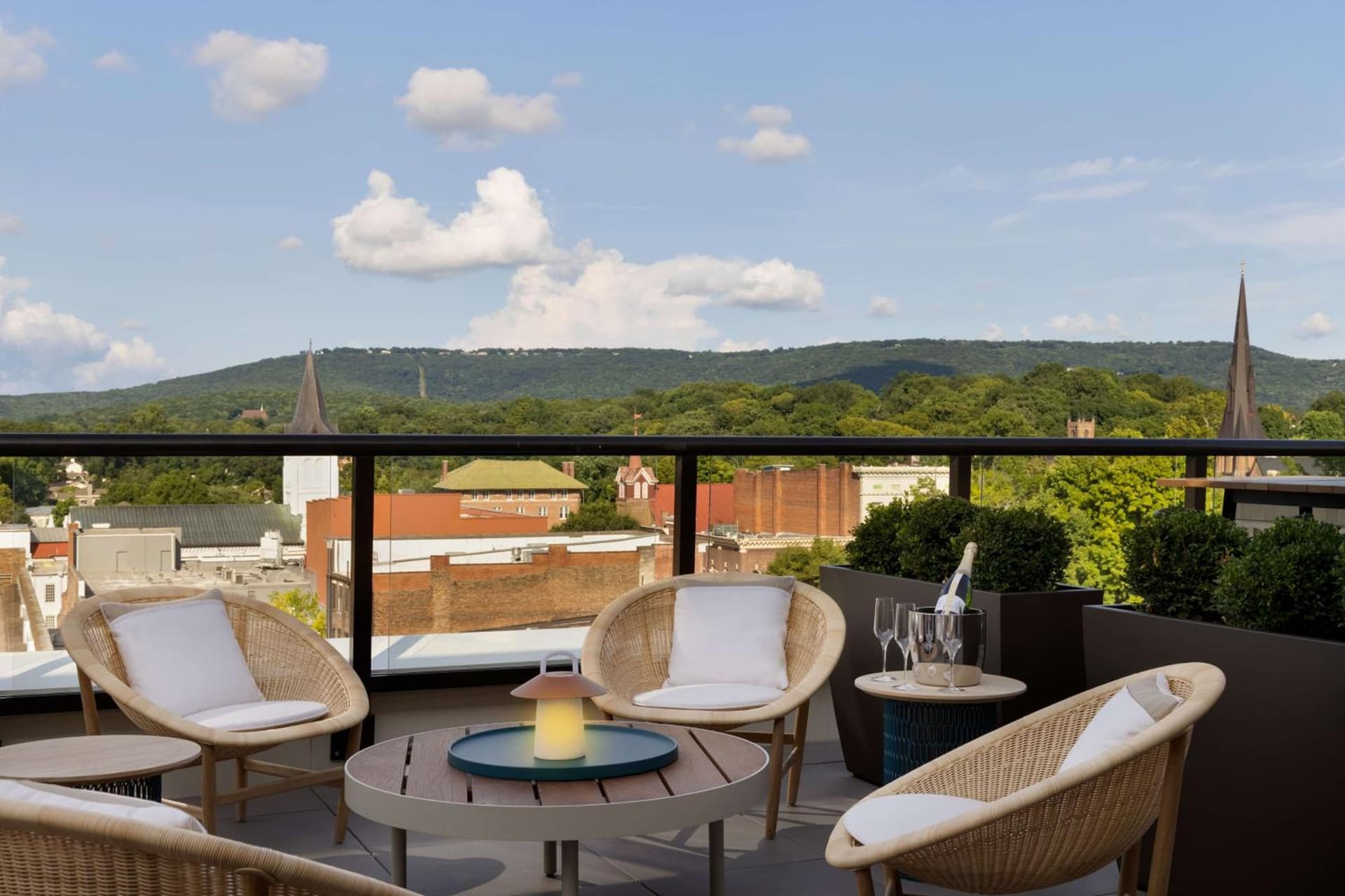 106 Jefferson Huntsville, Curio Collection by Hilton gallery photo in Huntsville, AL — image 25