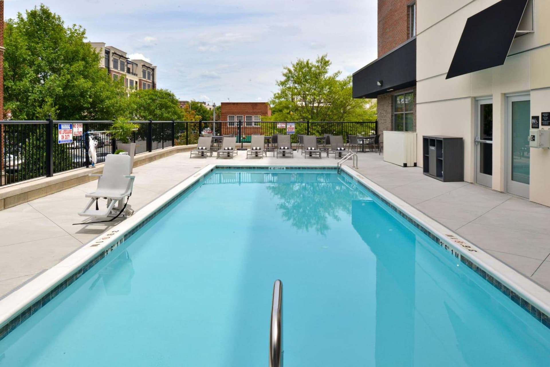 Hampton Inn & Suites Greensboro Downtown, Nc gallery photo in Greensboro, NC — image 30