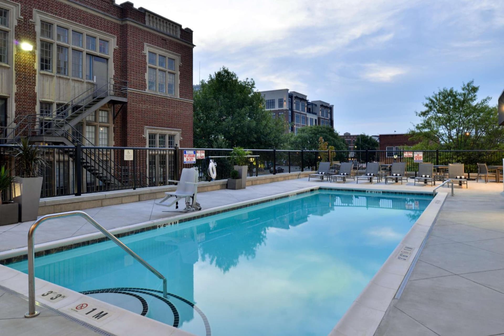 Hampton Inn & Suites Greensboro Downtown, Nc gallery photo in Greensboro, NC — image 32