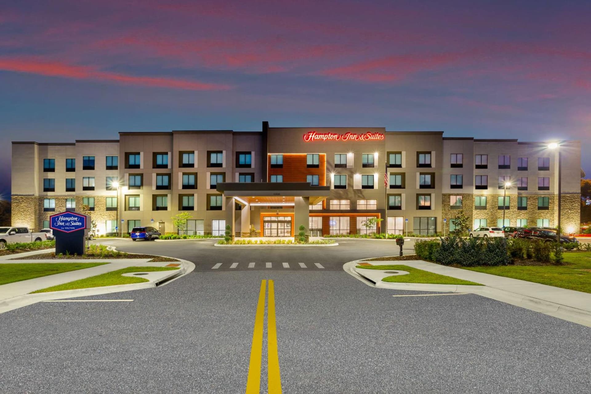 Hampton Inn & Suites Alachua I-75, FL interior in Alachua, FL — gallery photo 2