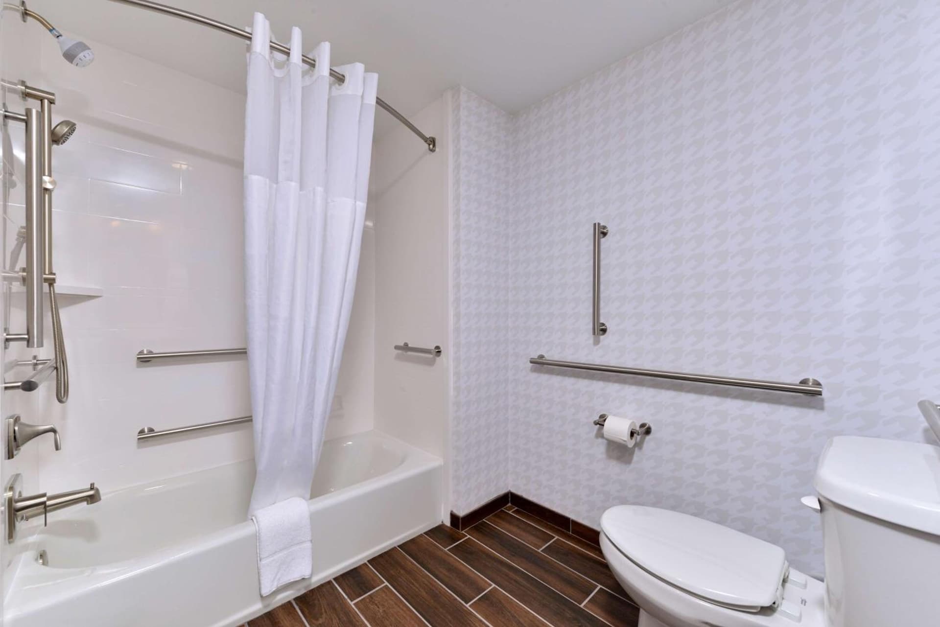 Hampton Inn & Suites Greensboro Downtown, Nc gallery photo in Greensboro, NC — image 37