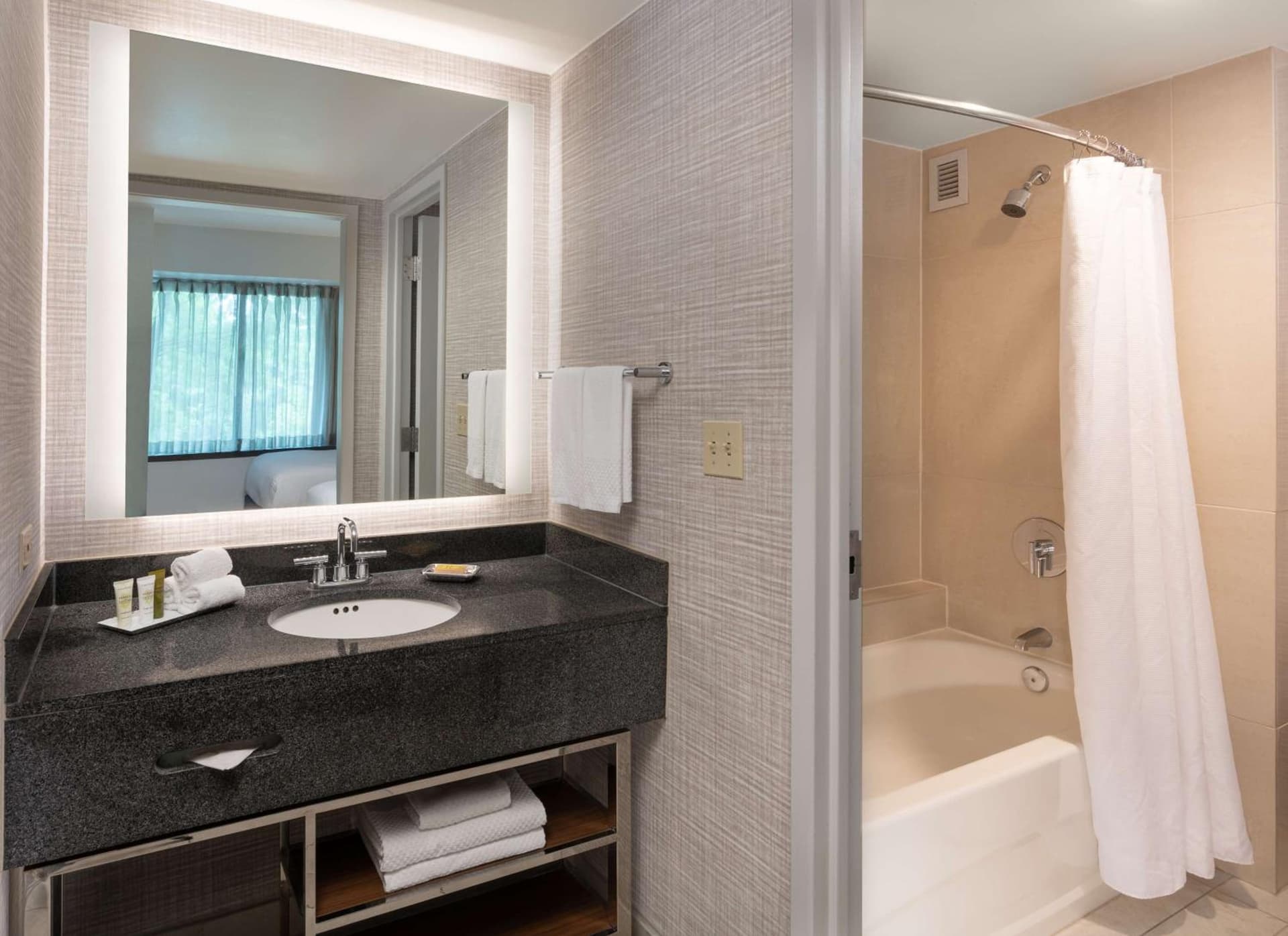 Hilton Fairfax, Va gallery photo in Fairfax, VA — image 8