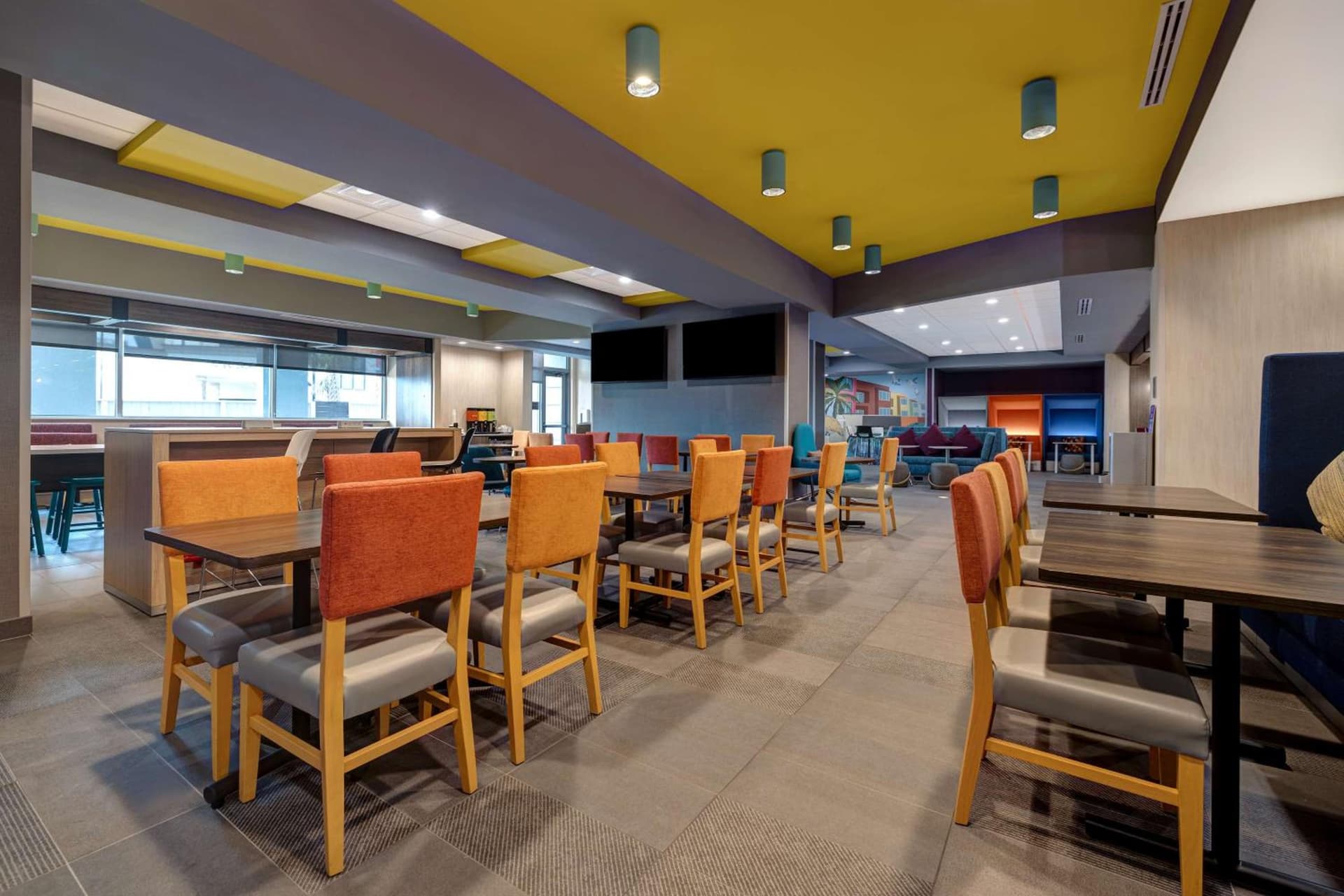 Tru By Hilton Galveston, Tx gallery photo in Galveston, TX — image 33