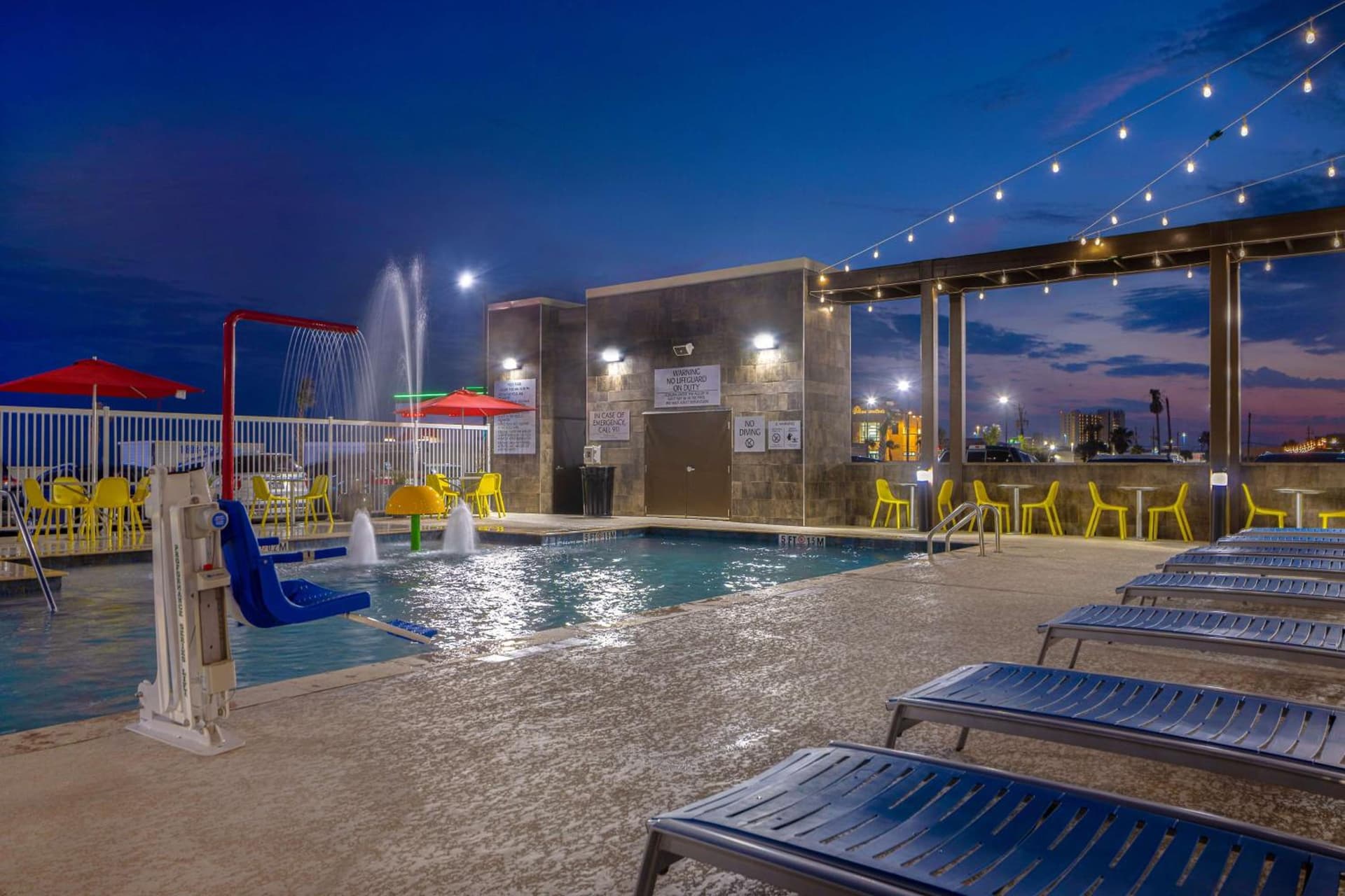 Home2 Suites Galveston, Tx gallery photo in Galveston, TX — image 10