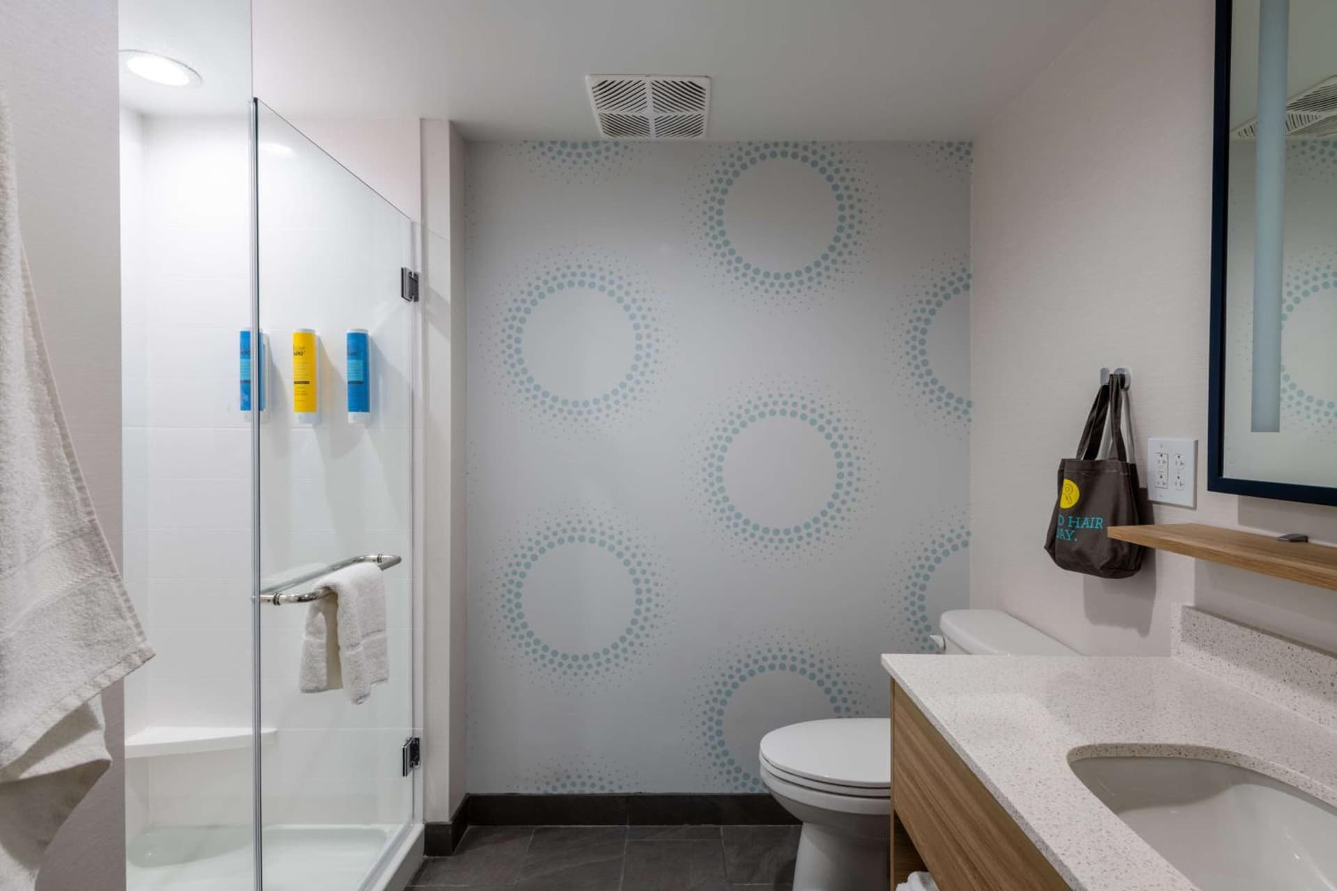 Tru By Hilton Fayetteville Fort Bragg gallery photo in Fayetteville, NC — image 6