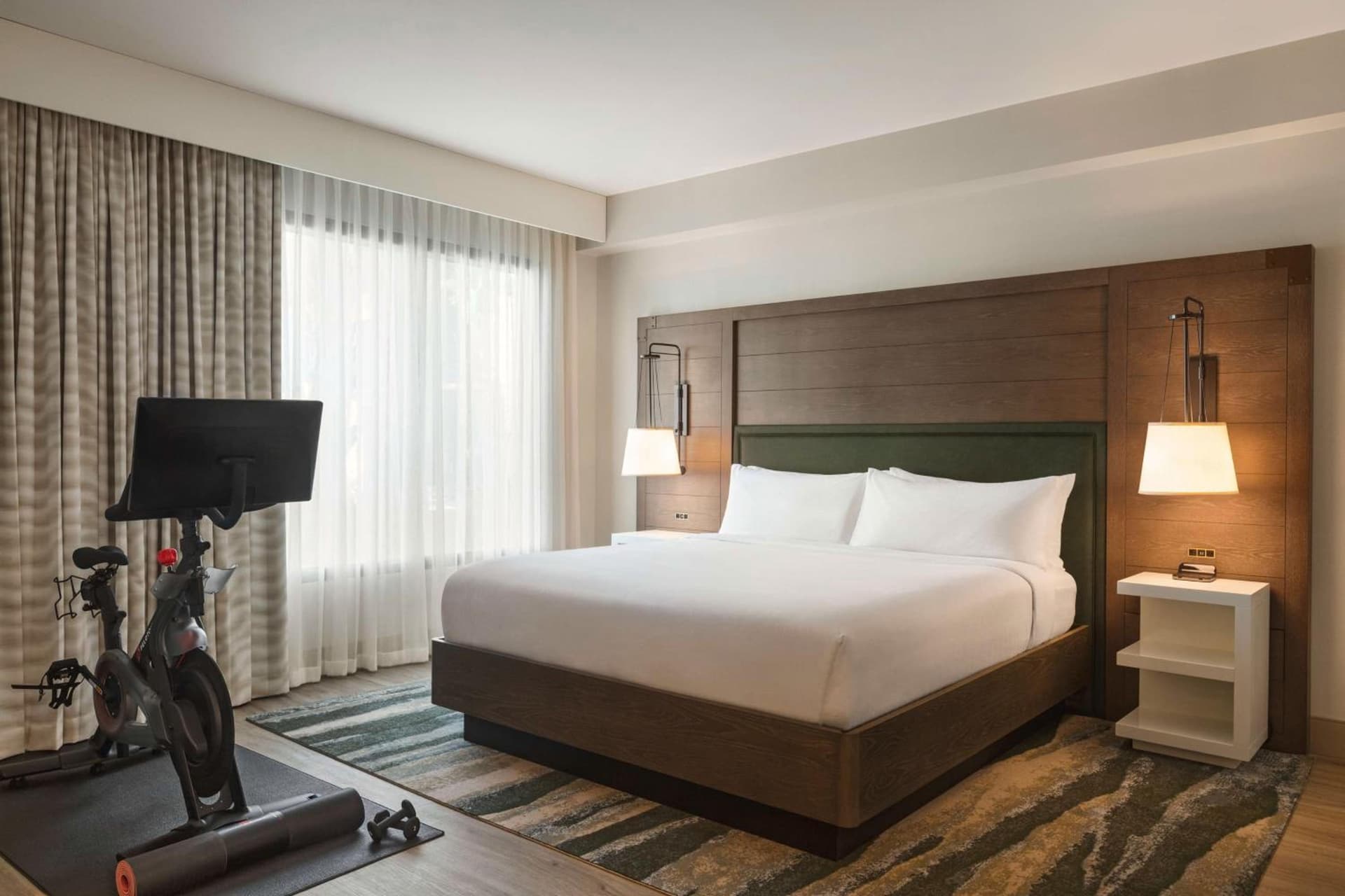 Embassy Suites By Hilton Panama City Beach Resort gallery photo in Panama City Beach, FL — image 124