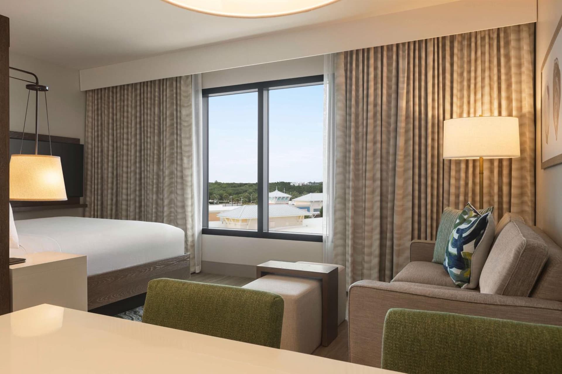 Embassy Suites By Hilton Panama City Beach Resort gallery photo in Panama City Beach, FL — image 64