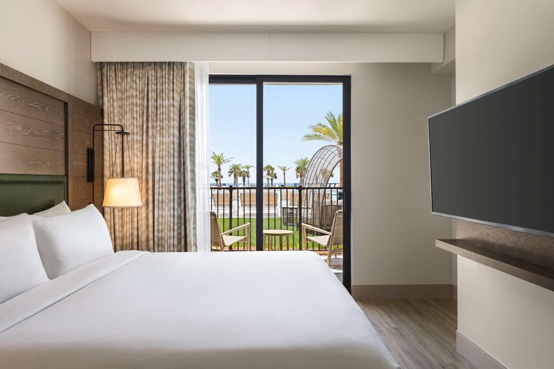 Embassy Suites By Hilton Panama City Beach Resort gallery photo in Panama City Beach, FL — image 82