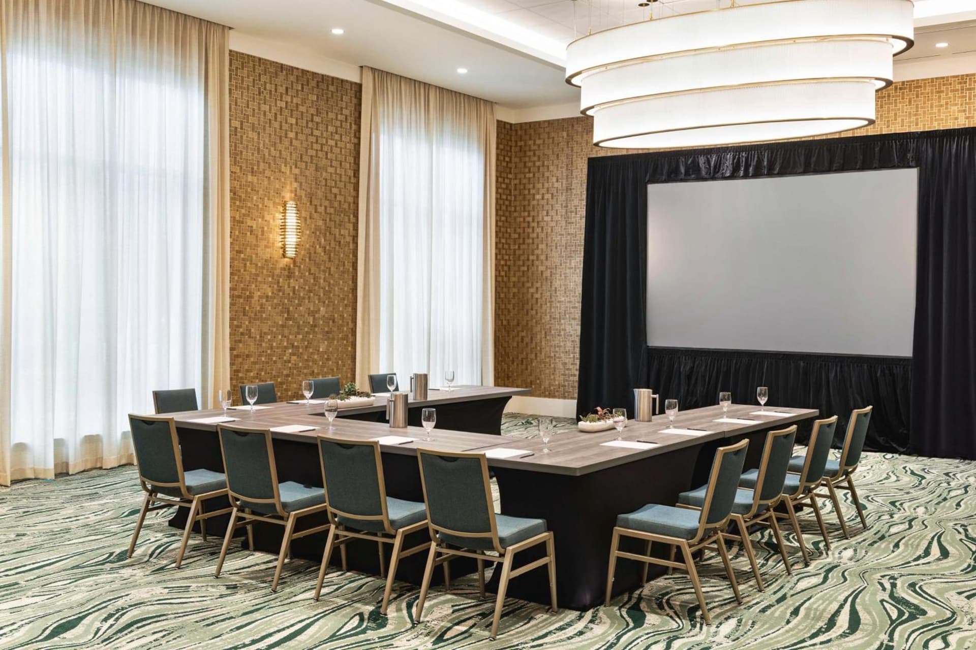 Embassy Suites By Hilton Panama City Beach Resort gallery photo in Panama City Beach, FL — image 68