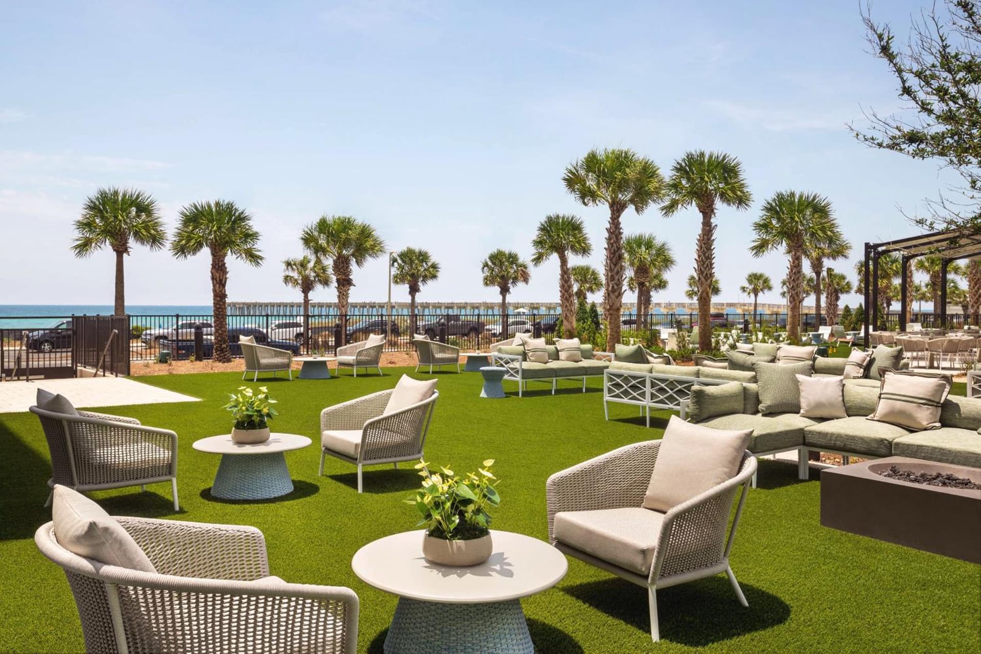 Embassy Suites By Hilton Panama City Beach Resort gallery photo in Panama City Beach, FL — image 17