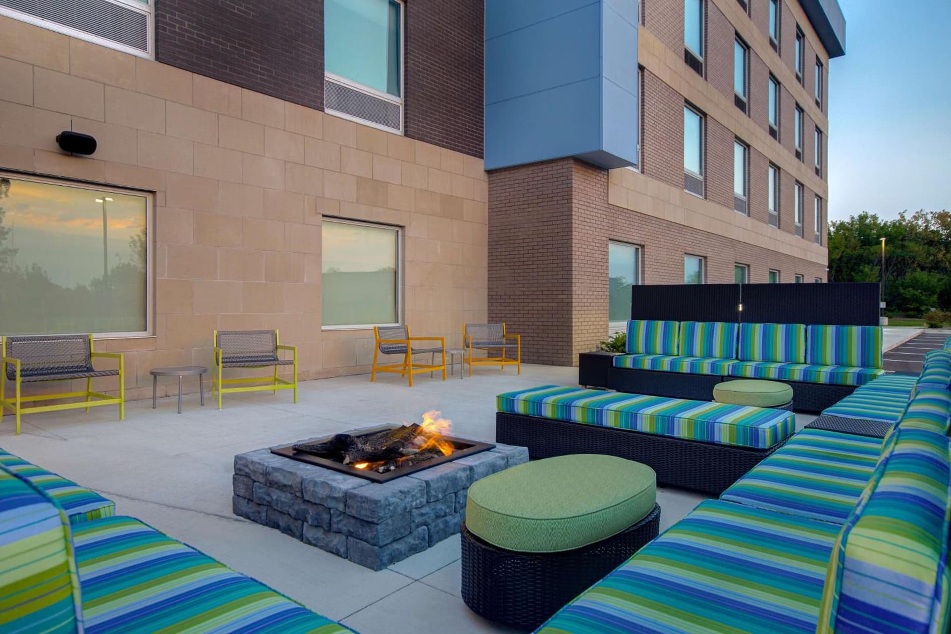 Home2 Suites By Hilton Grand Rapids Airport interior in Kentwood, MI — gallery photo 2