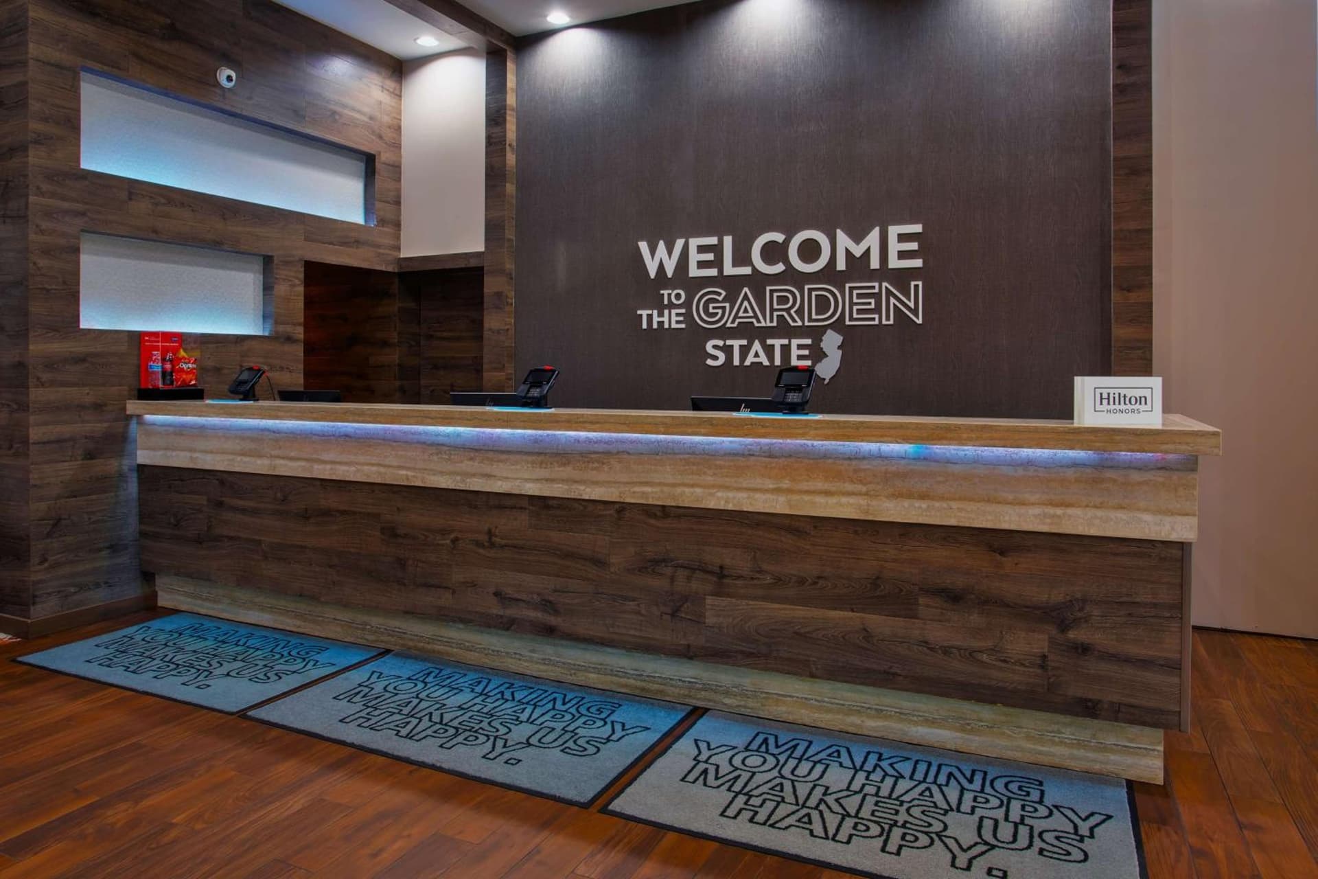 Hampton Inn & Suites By Hilton- Newark Airport Elizabeth property views in Newark, NJ — gallery photo 3