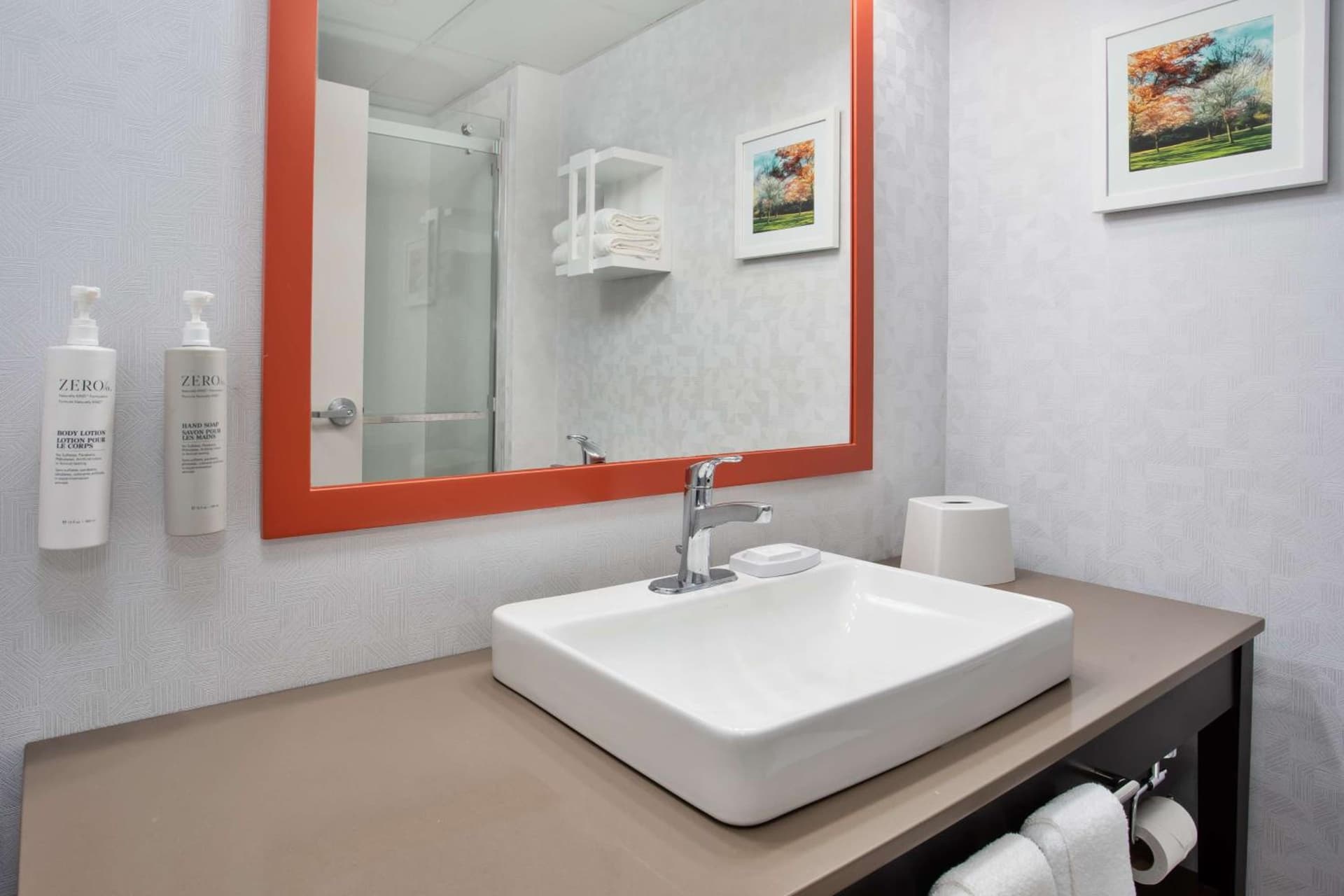 Hampton Inn & Suites By Hilton- Newark Airport Elizabeth gallery photo in Newark, NJ — image 23