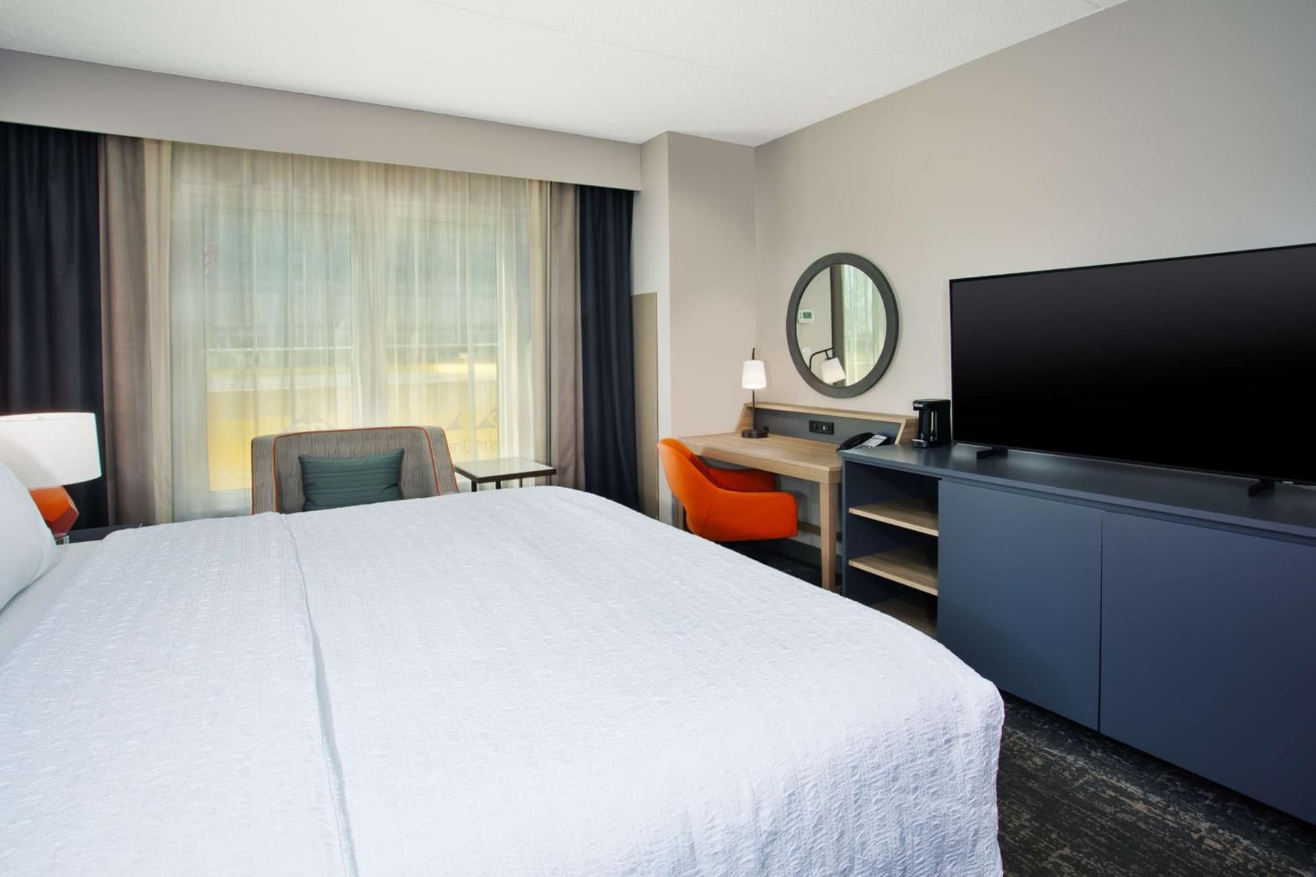 Hampton Inn & Suites By Hilton- Newark Airport Elizabeth gallery photo in Newark, NJ — image 35