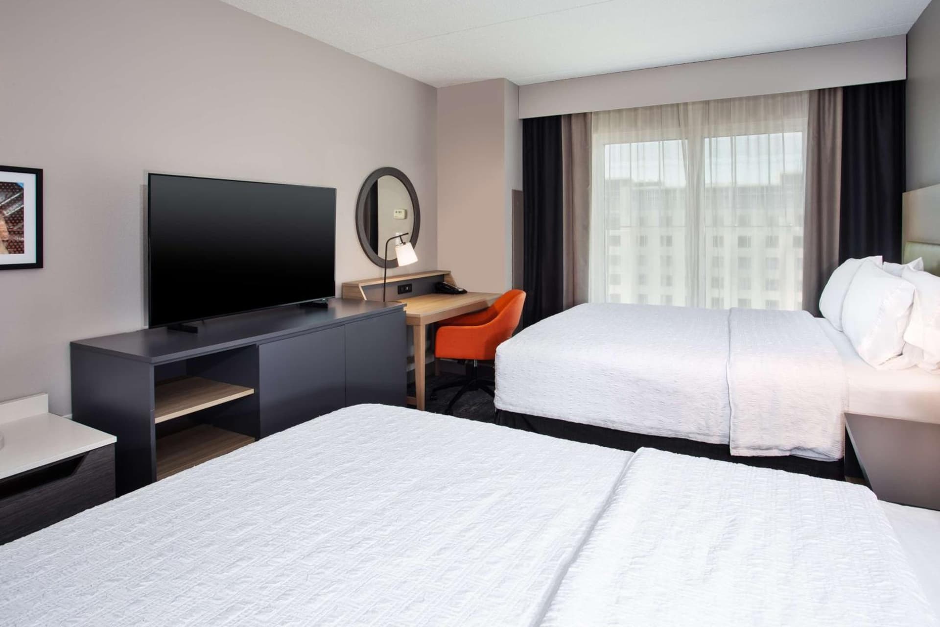 Hampton Inn & Suites By Hilton- Newark Airport Elizabeth gallery photo in Newark, NJ — image 9
