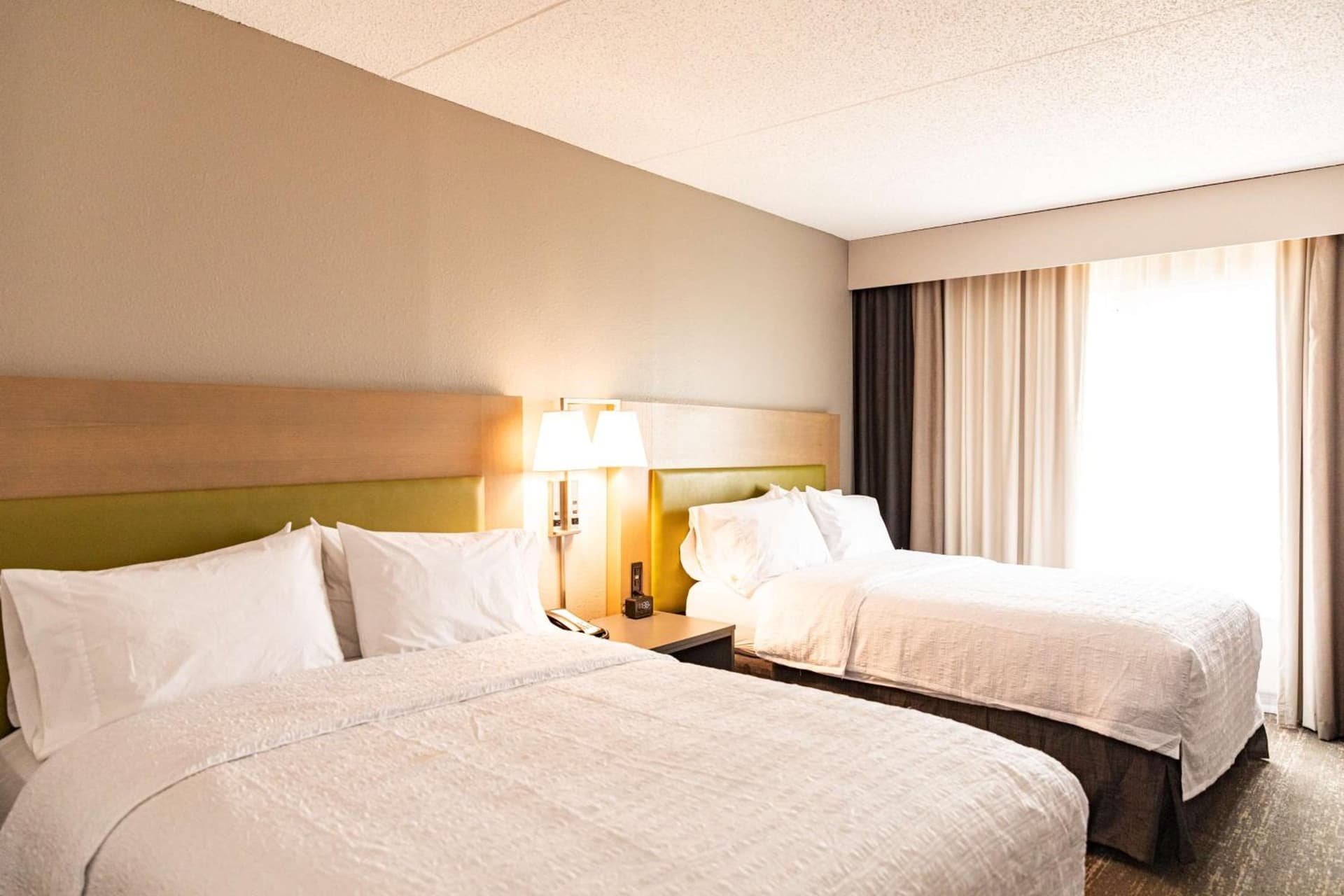 Hampton Inn & Suites By Hilton- Newark Airport Elizabeth gallery photo in Newark, NJ — image 38