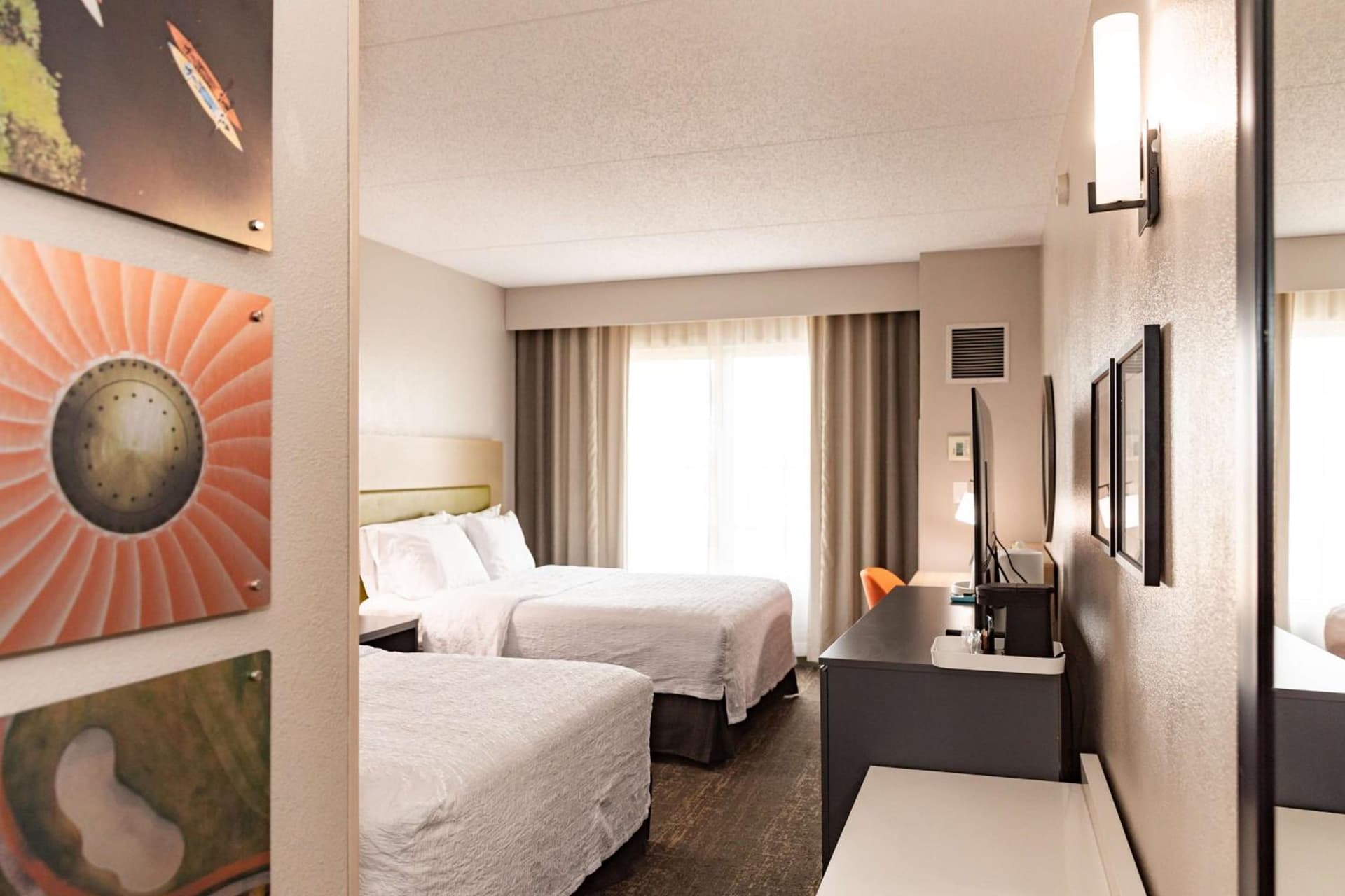 Hampton Inn & Suites By Hilton- Newark Airport Elizabeth gallery photo in Newark, NJ — image 28