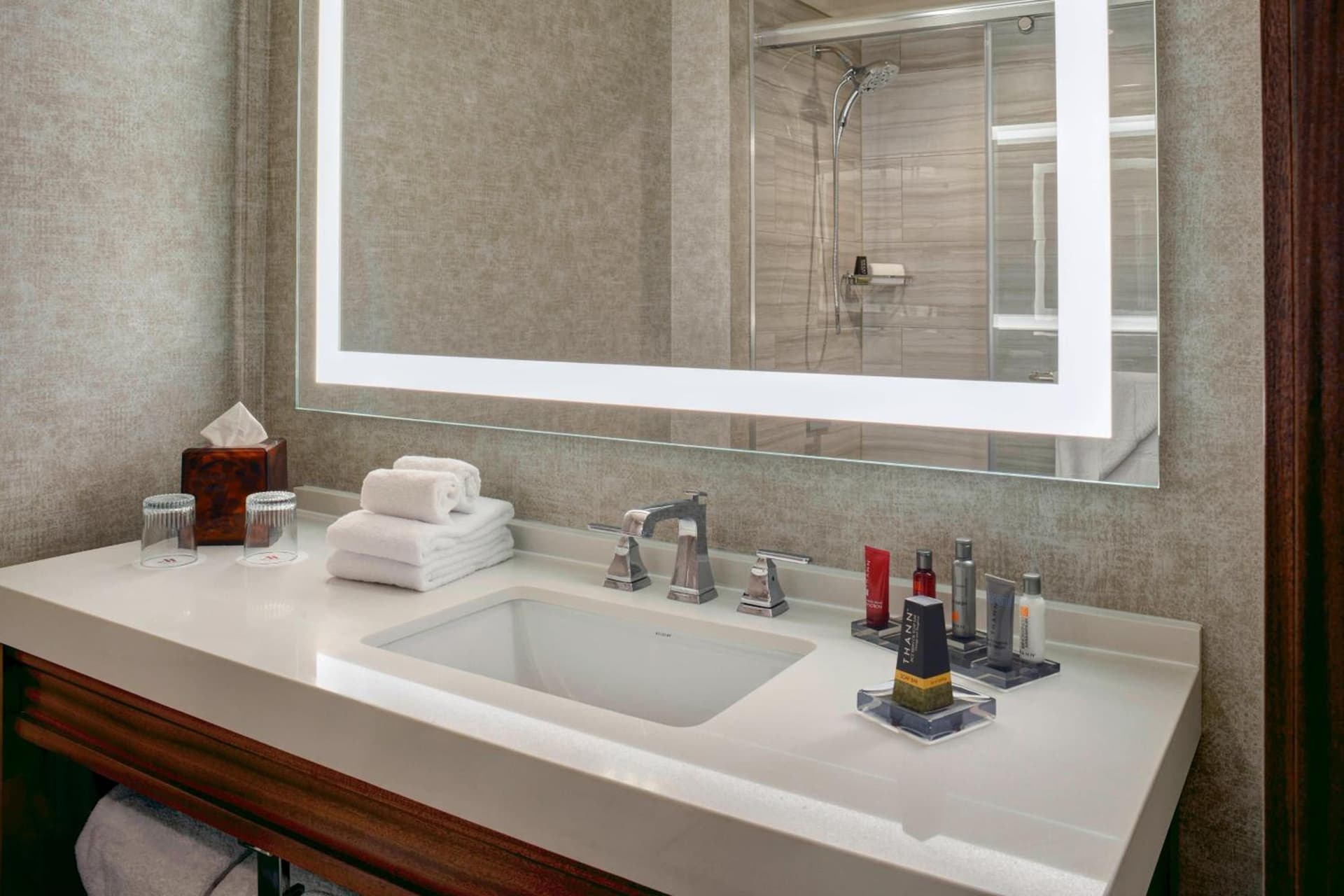 Detroit Marriott Southfield gallery photo in Southfield, MI — image 9