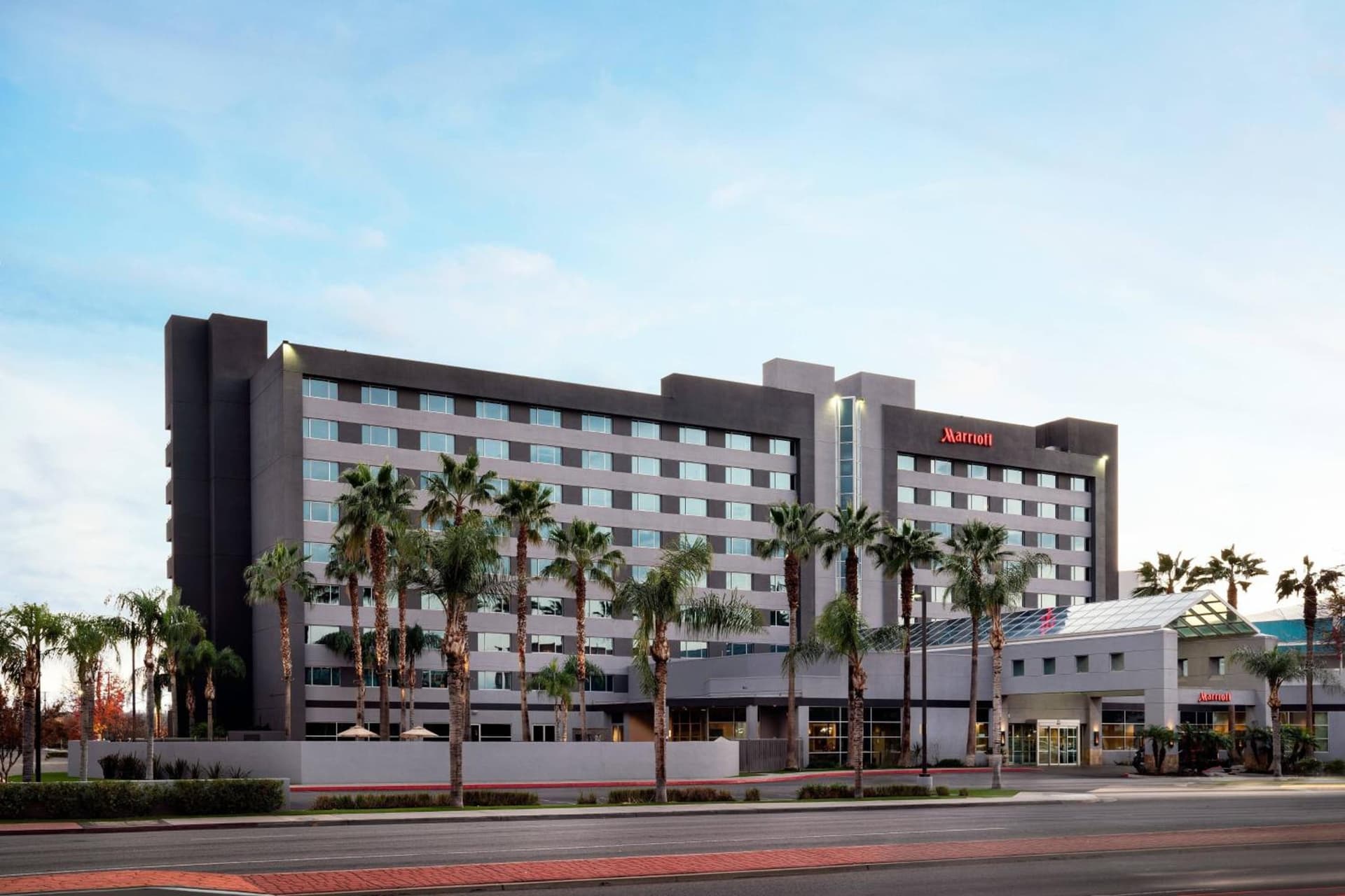 Bakersfield Marriott at the Convention Center — hotel in Bakersfield, California