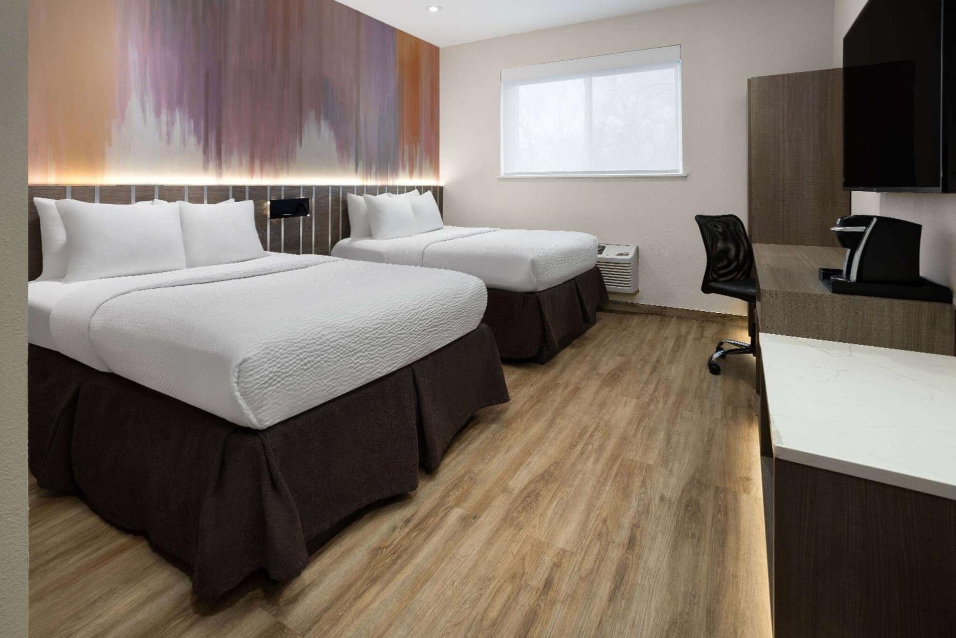 Ramada by Wyndham Bronx gallery photo in Bronx, NY — image 4
