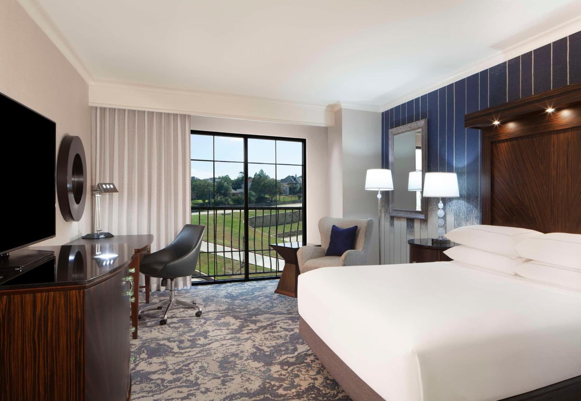 Hilton Dallas/Rockwall Lakefront Hotel gallery photo in Rockwall, TX — image 48