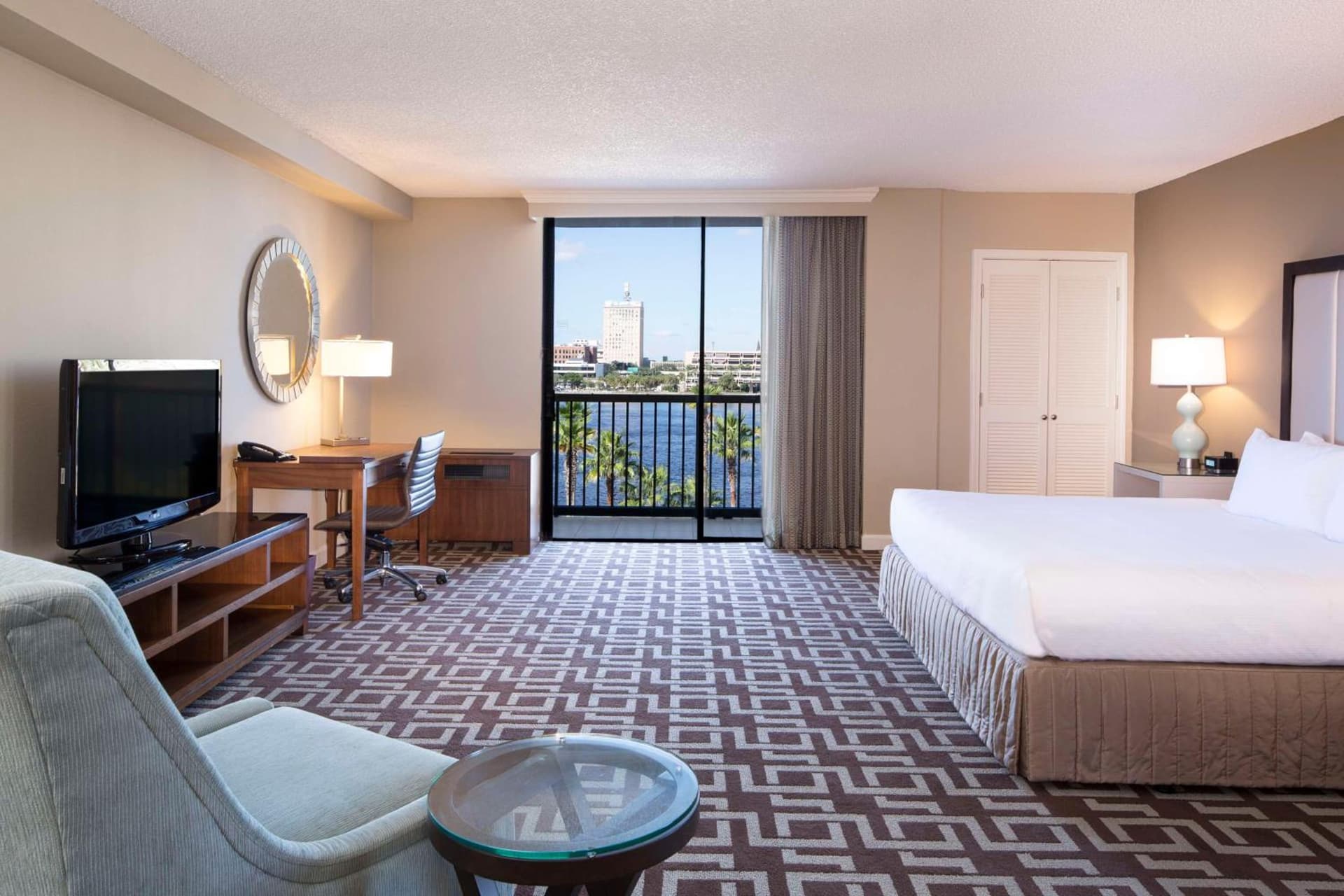 DoubleTree by Hilton Hotel Jacksonville Riverfront gallery photo in Jacksonville, FL — image 22