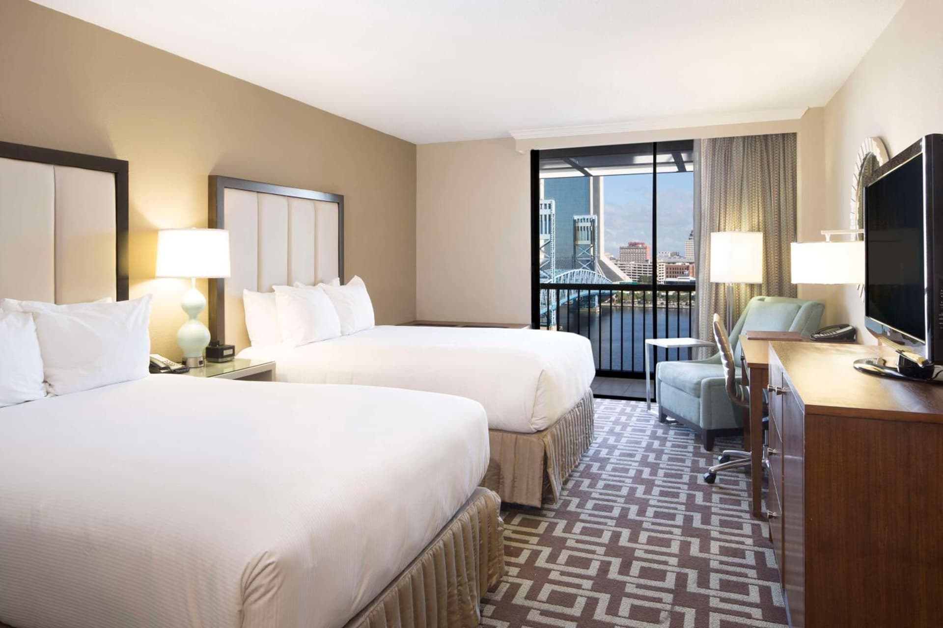 DoubleTree by Hilton Hotel Jacksonville Riverfront gallery photo in Jacksonville, FL — image 33