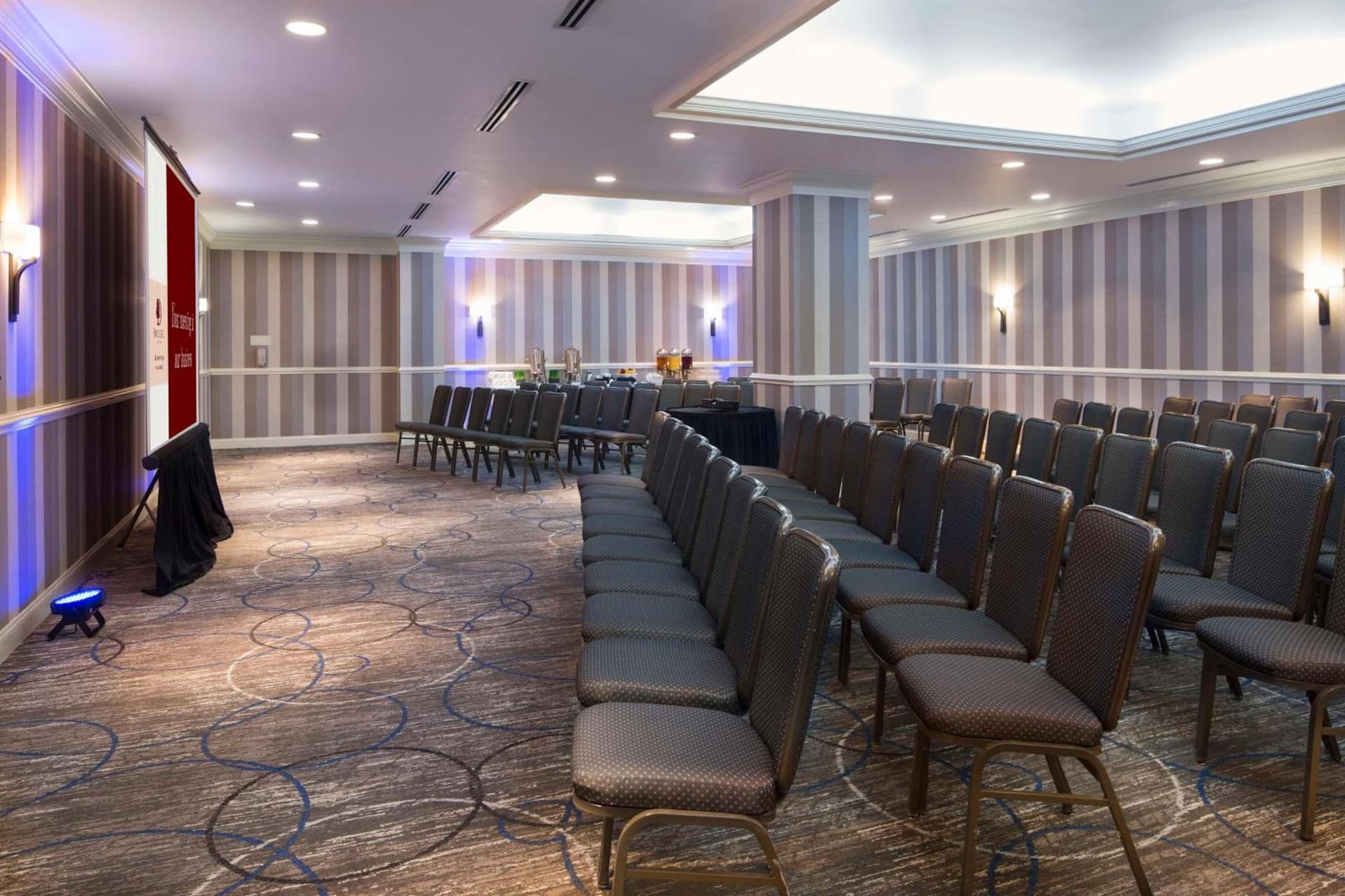 DoubleTree by Hilton Hotel Jacksonville Riverfront gallery photo in Jacksonville, FL — image 12