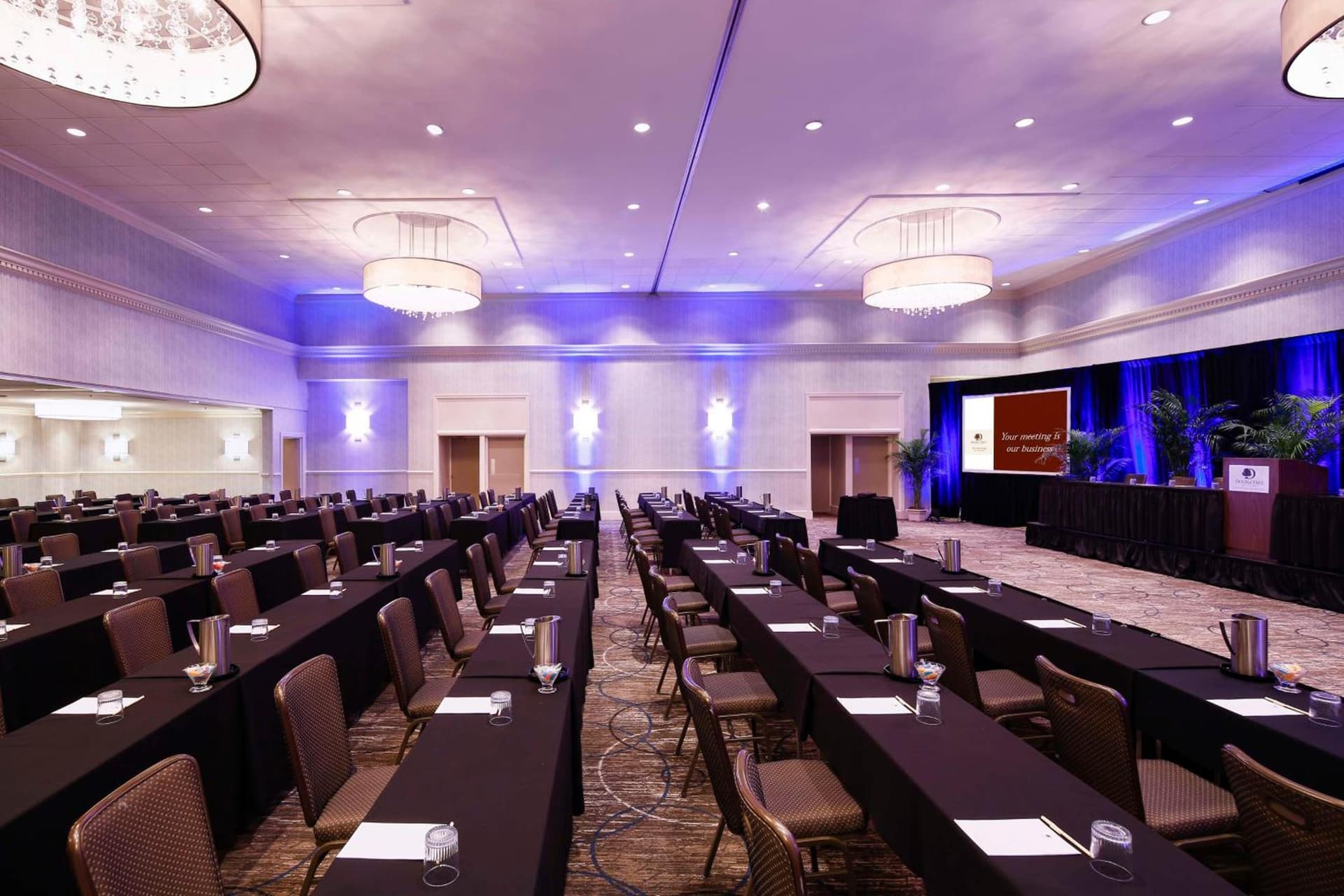 DoubleTree by Hilton Hotel Jacksonville Riverfront gallery photo in Jacksonville, FL — image 36