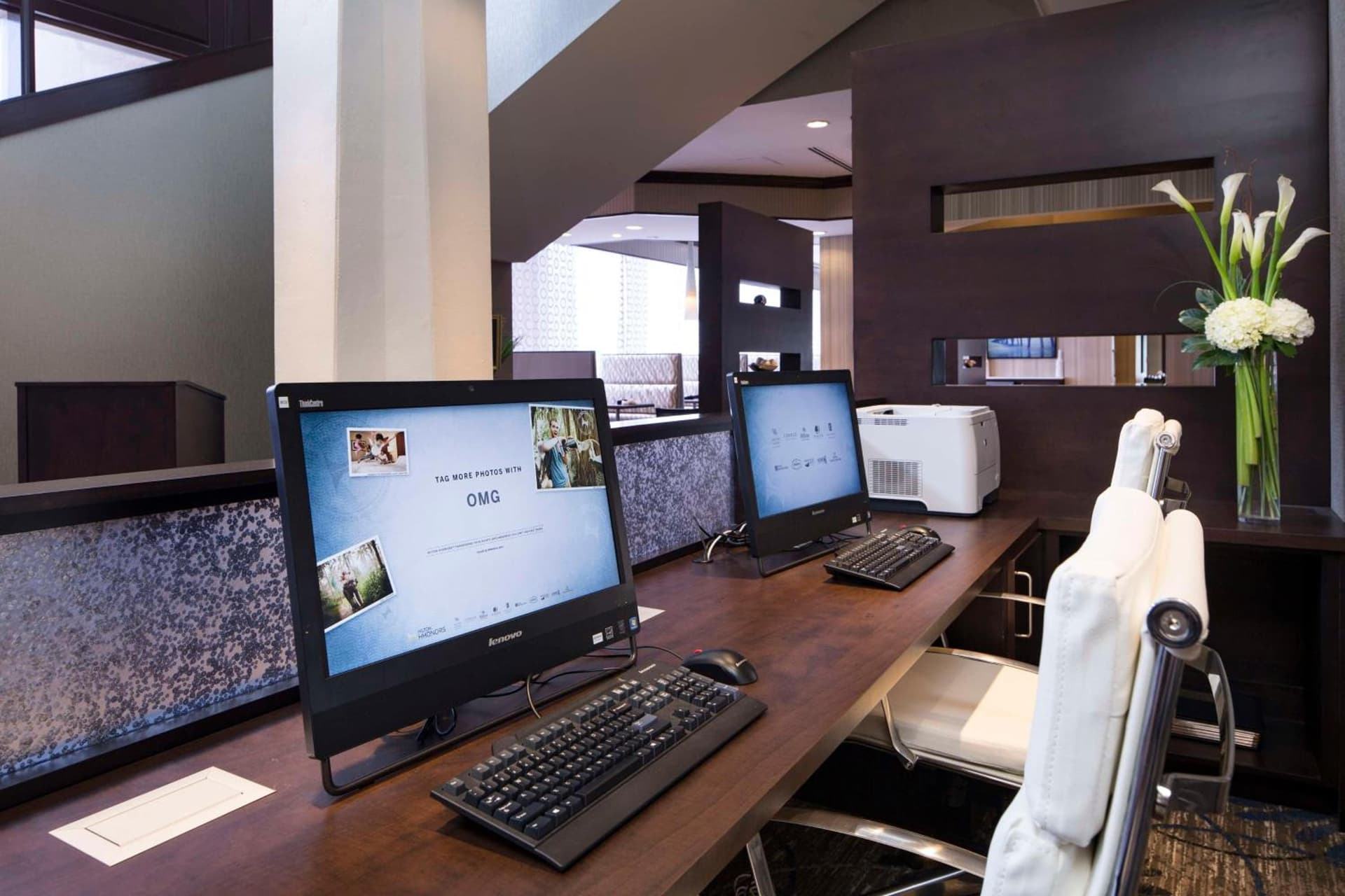 DoubleTree by Hilton Hotel Jacksonville Riverfront gallery photo in Jacksonville, FL — image 10