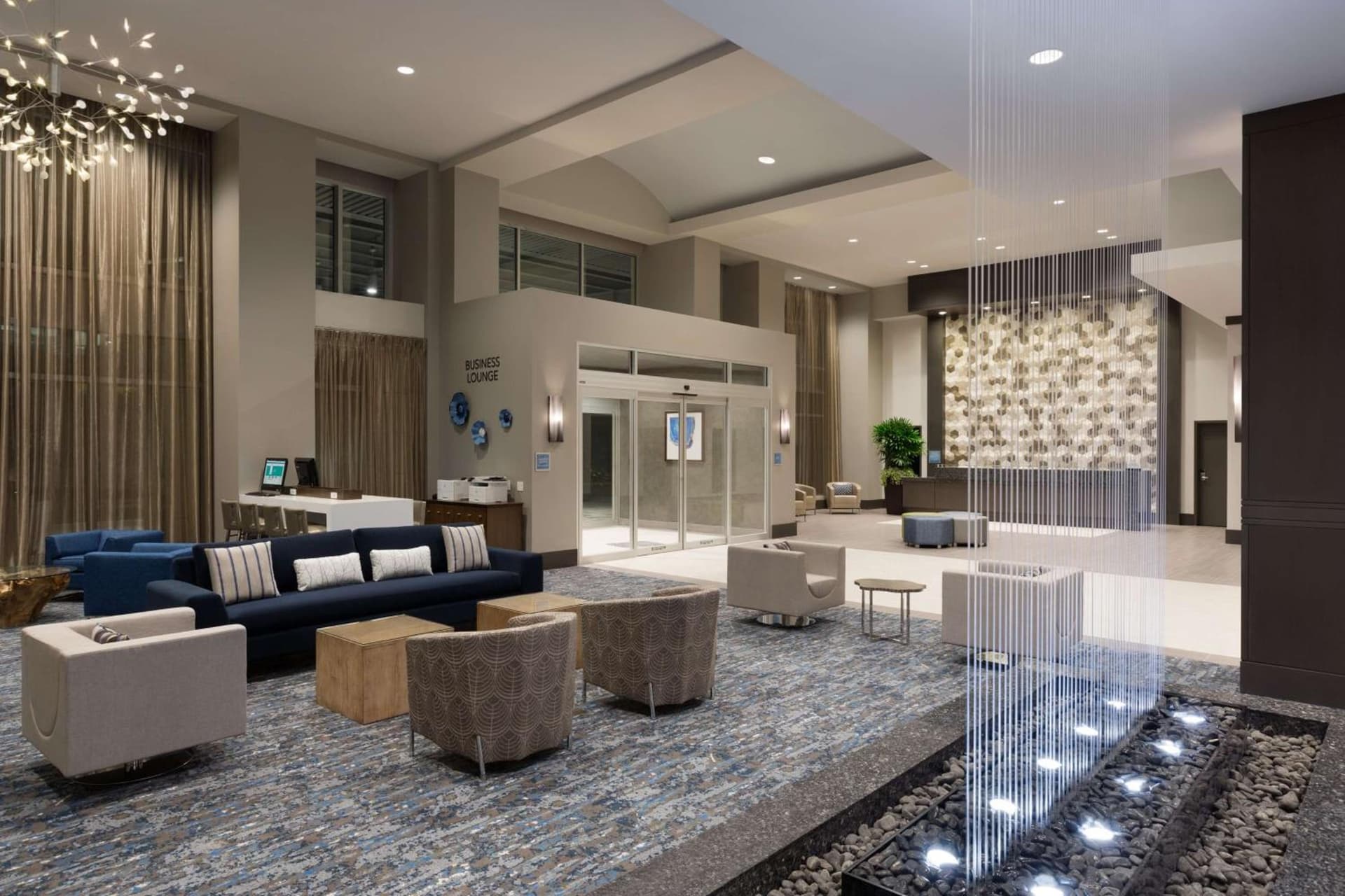 Embassy Suites by Hilton The Woodlands gallery photo in The Woodlands, TX — image 29