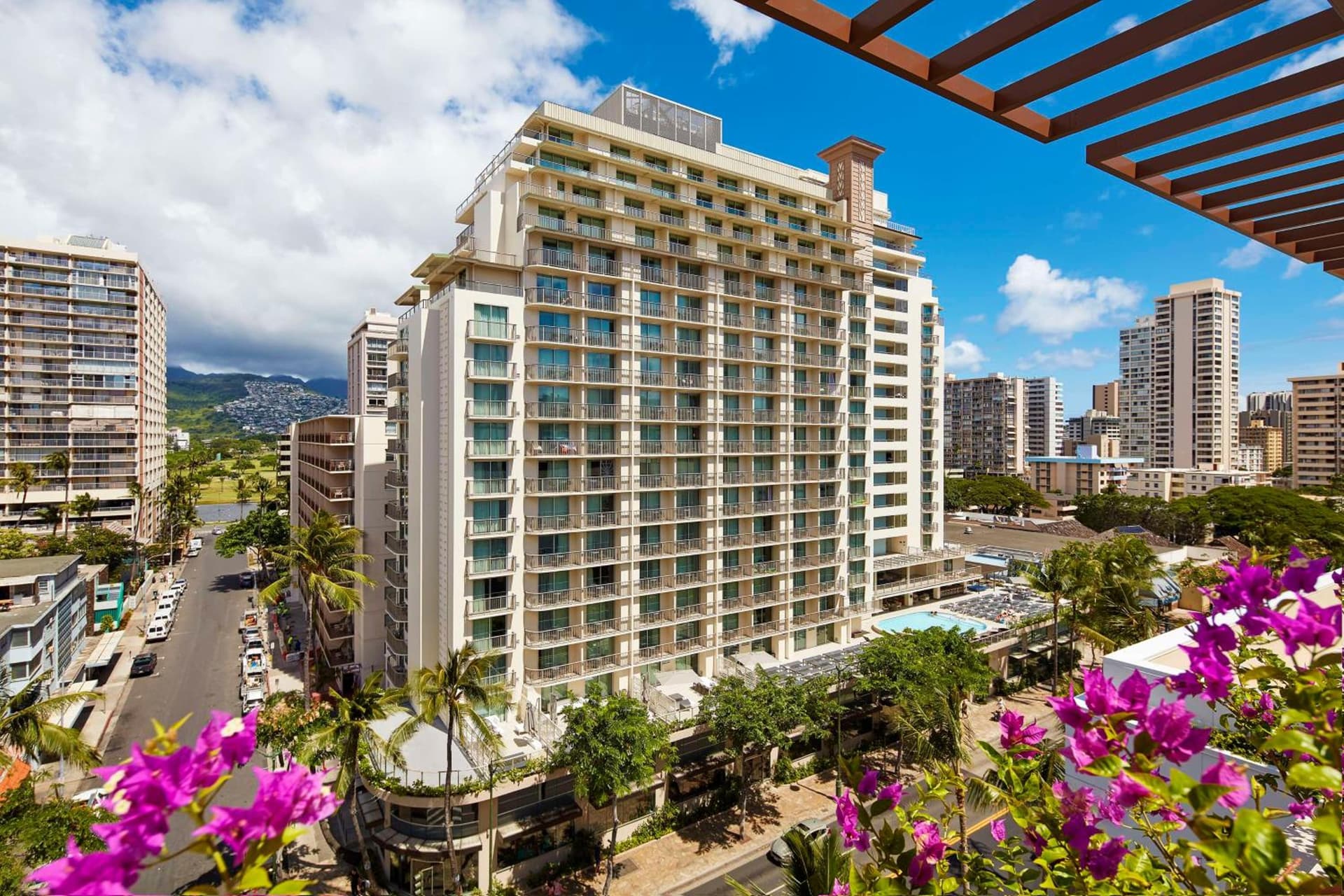 Hilton Garden Inn Waikiki Beach gallery photo in Honolulu, HI — image 36