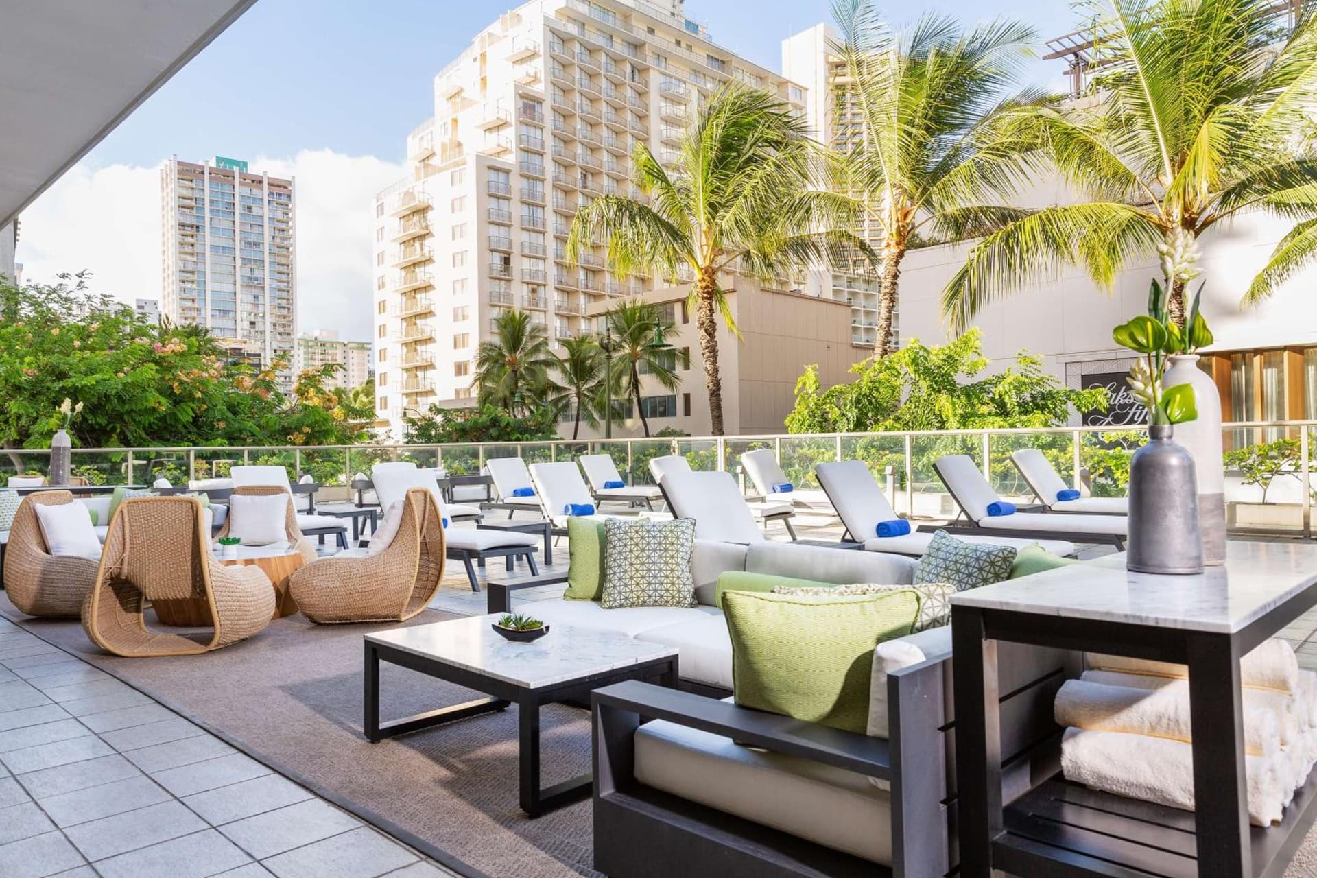 Hilton Garden Inn Waikiki Beach gallery photo in Honolulu, HI — image 26