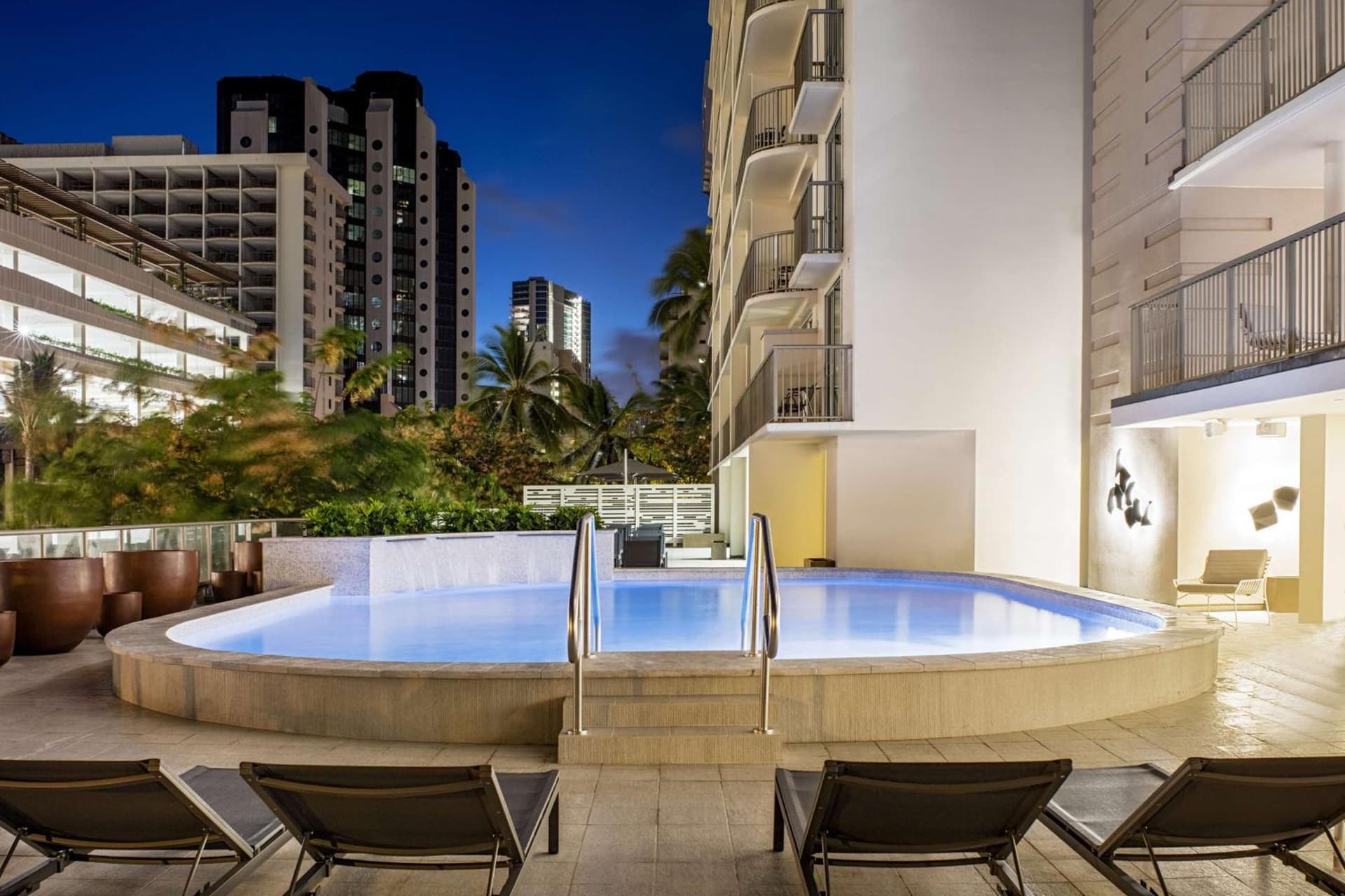 Hilton Garden Inn Waikiki Beach gallery photo in Honolulu, HI — image 46
