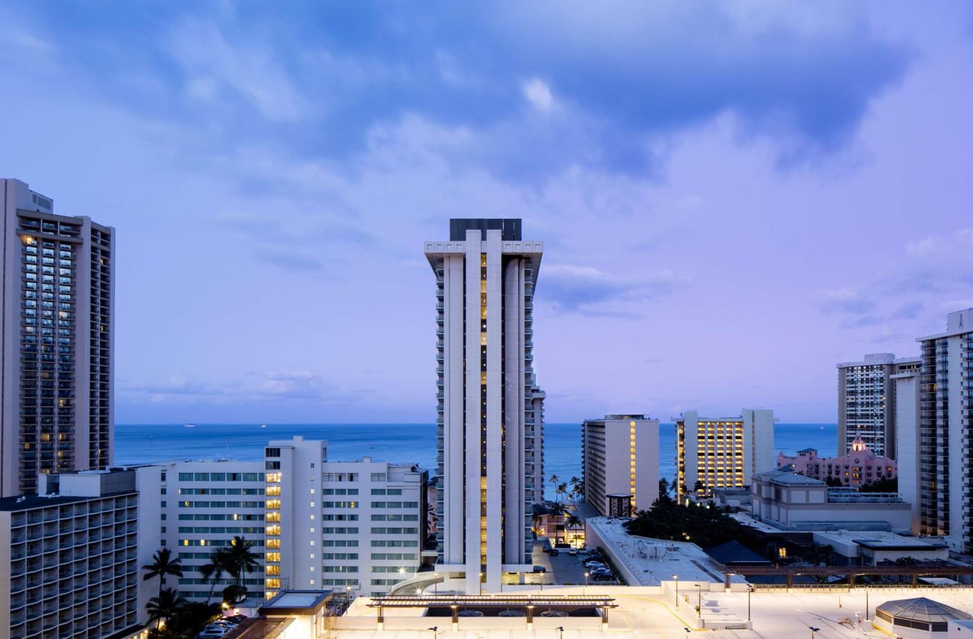 Hilton Garden Inn Waikiki Beach gallery photo in Honolulu, HI — image 57