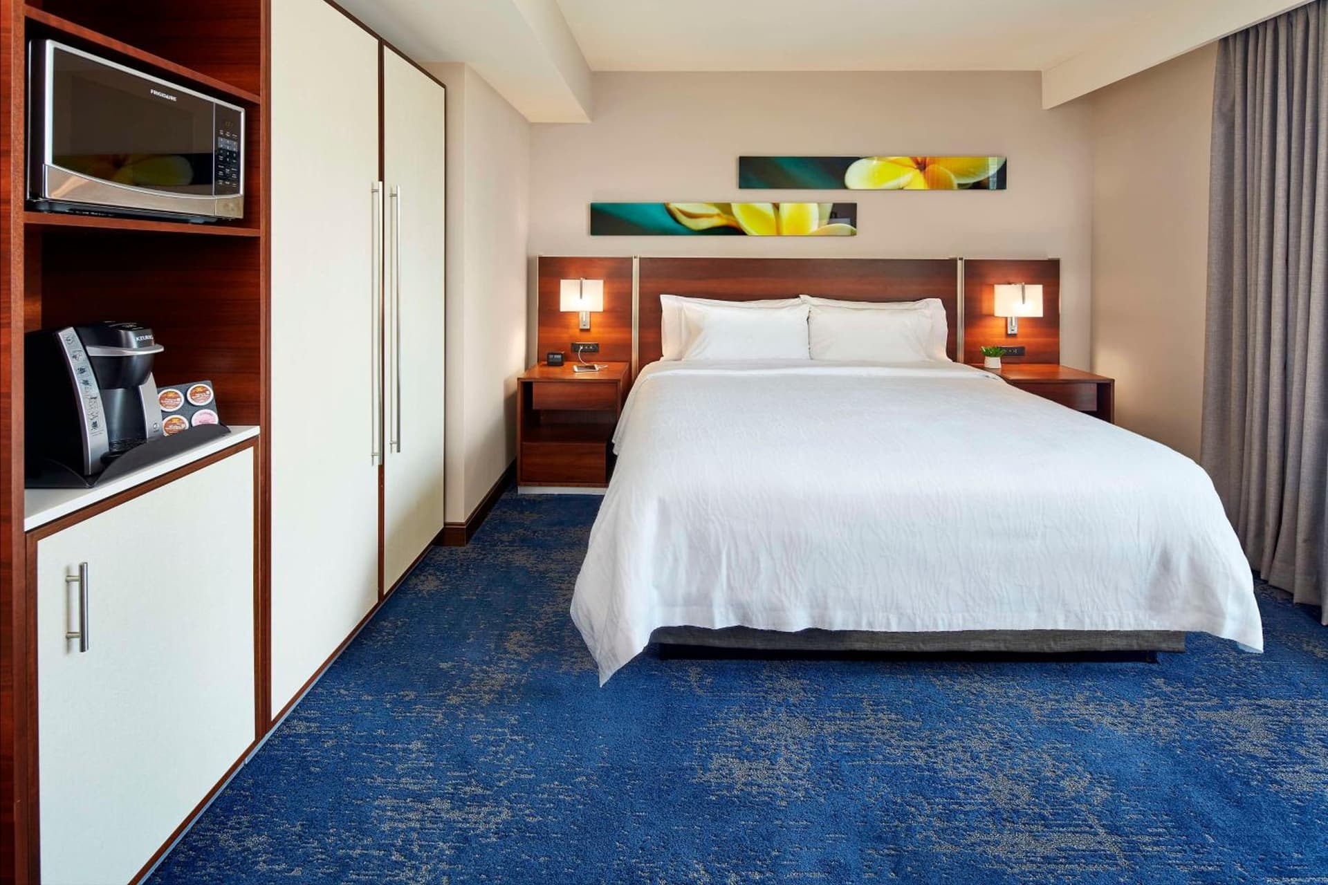 Hilton Garden Inn Waikiki Beach gallery photo in Honolulu, HI — image 42