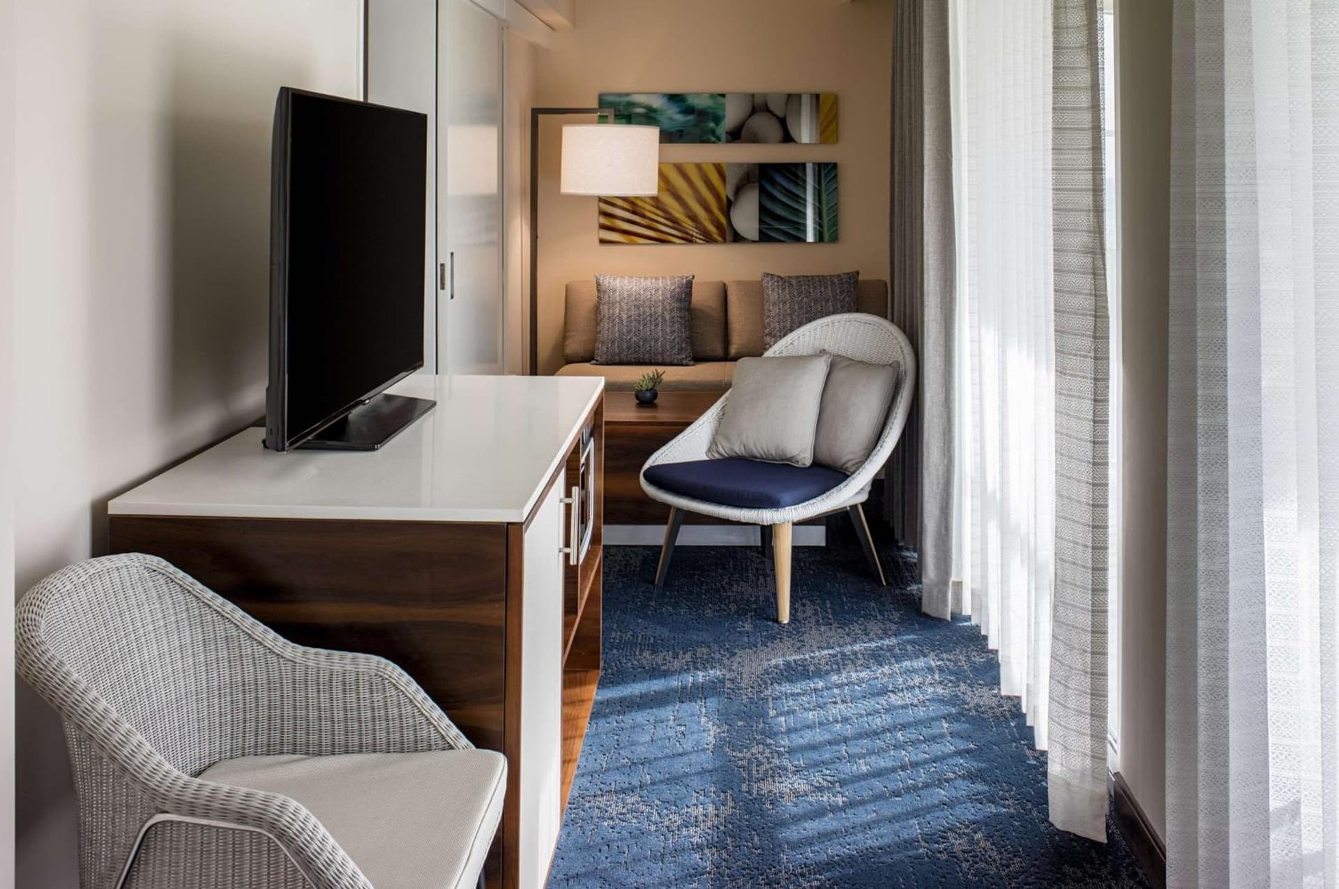 Hilton Garden Inn Waikiki Beach gallery photo in Honolulu, HI — image 56