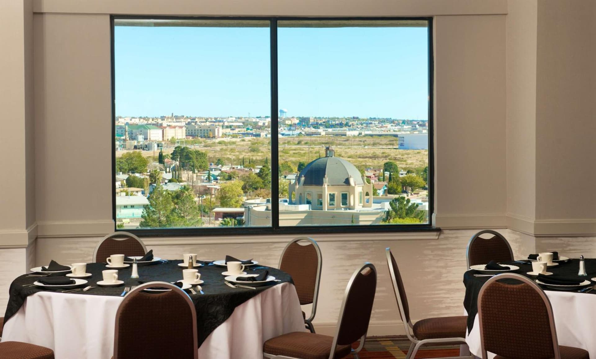 Embassy Suites by Hilton El Paso gallery photo in El Paso, TX — image 28