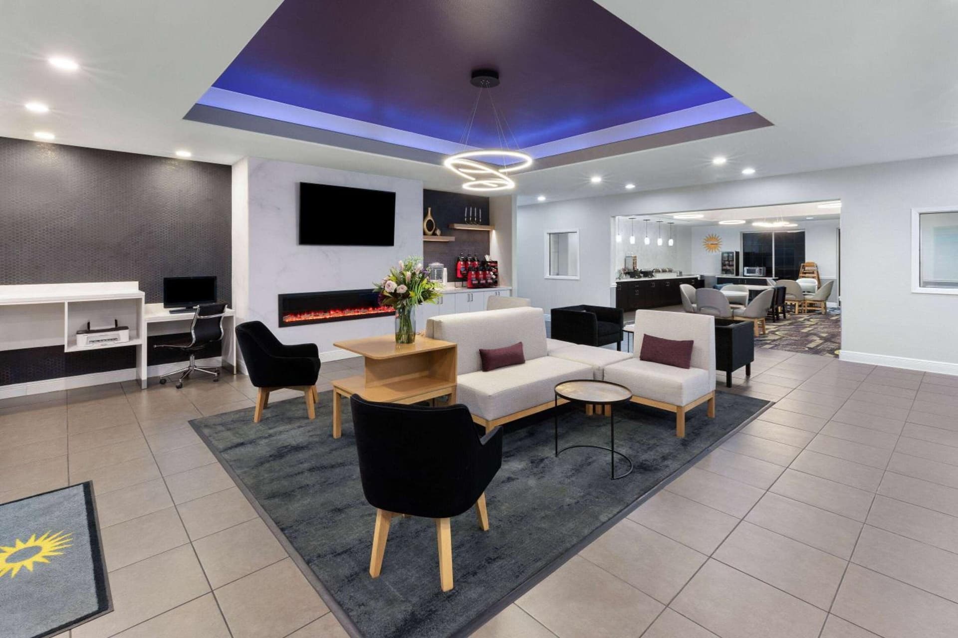 La Quinta by Wyndham Austin - Cedar Park gallery photo in Cedar Park, TX — image 8