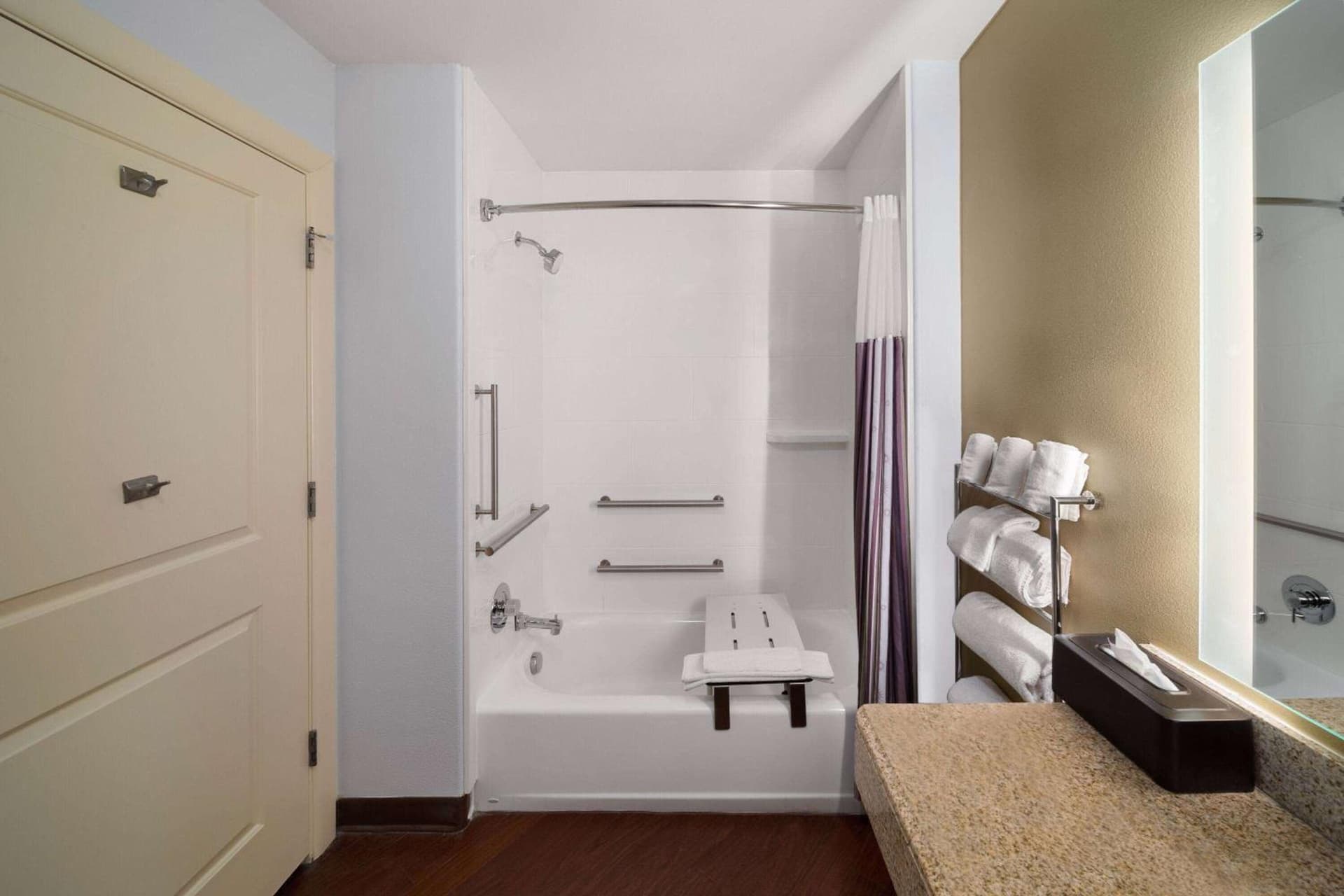 La Quinta by Wyndham Austin - Cedar Park gallery photo in Cedar Park, TX — image 27