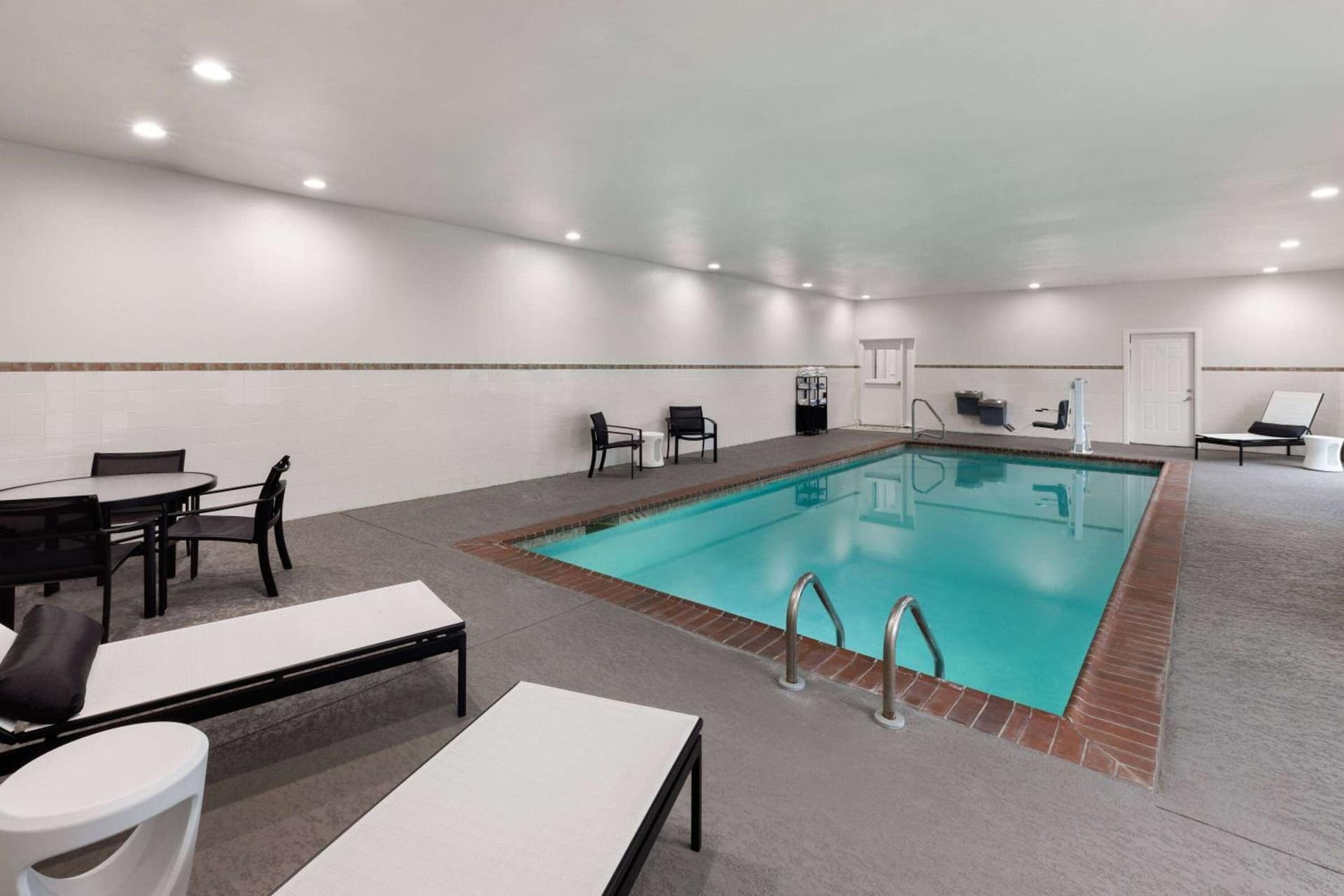 La Quinta by Wyndham Austin - Cedar Park gallery photo in Cedar Park, TX — image 14