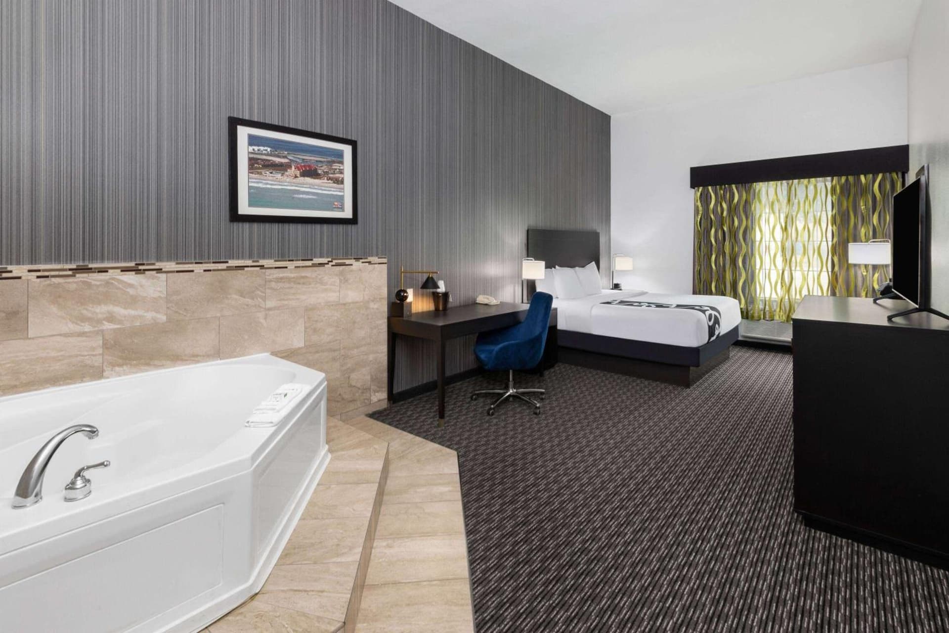 La Quinta by Wyndham Austin - Cedar Park gallery photo in Cedar Park, TX — image 32